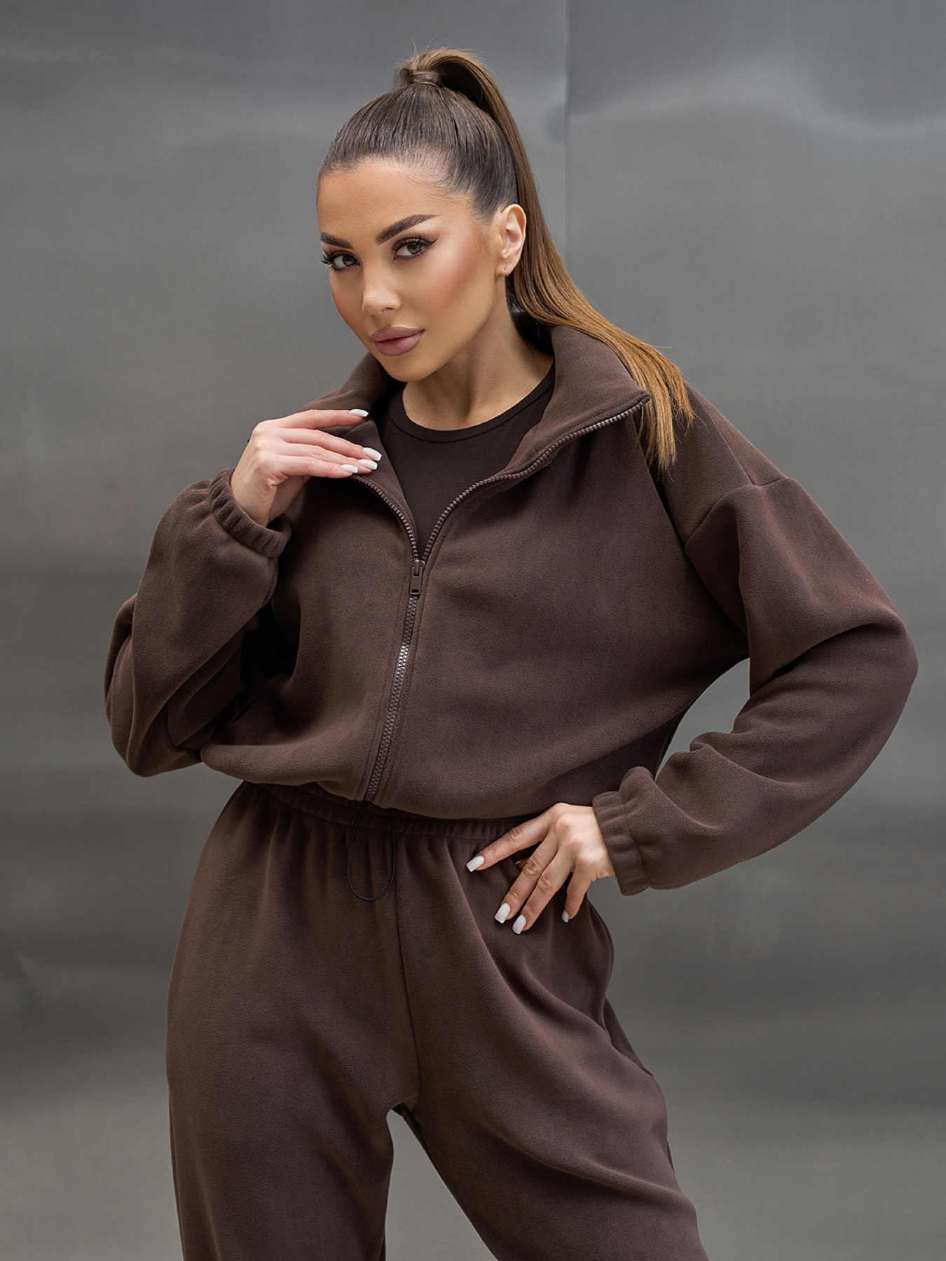 Спортивный костюм ISSA Plus модель 15453_темно-коричневый Спортивный костюм ISSA Plus модель 15453_темно-коричневый Фото