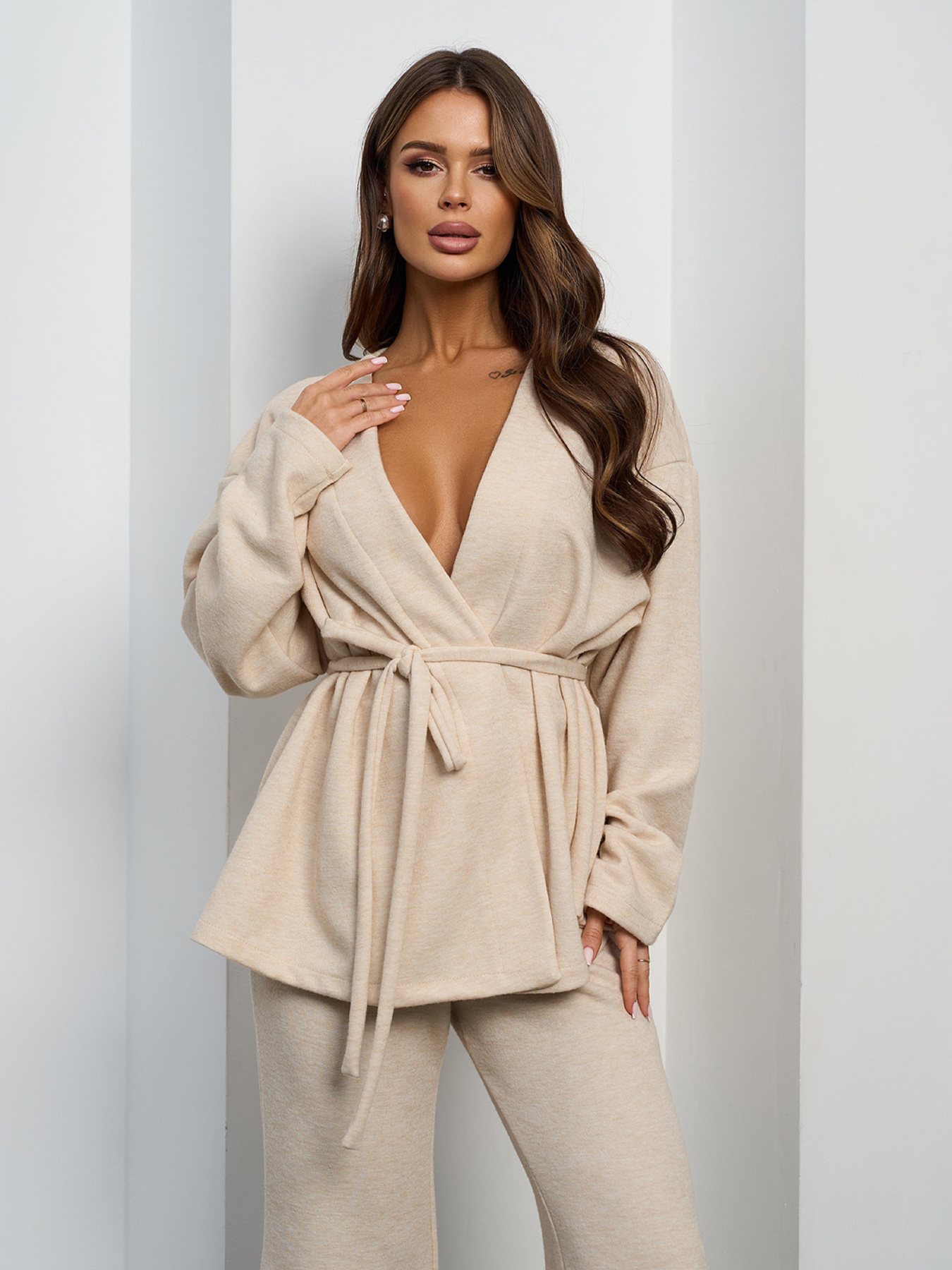 Повседневный костюм ISSA Plus модель 15372_светло-бежевый Фото