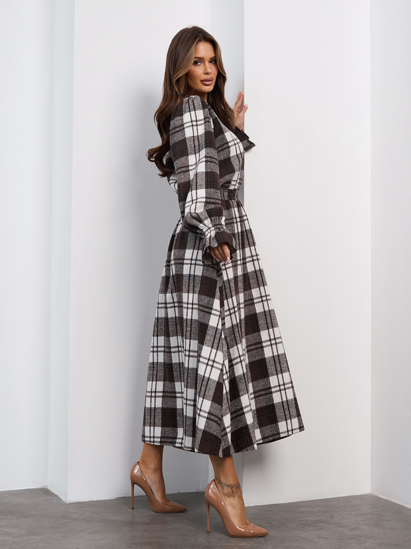 Платье макси ISSA Plus модель SA-691A_белый_коричневый Фото