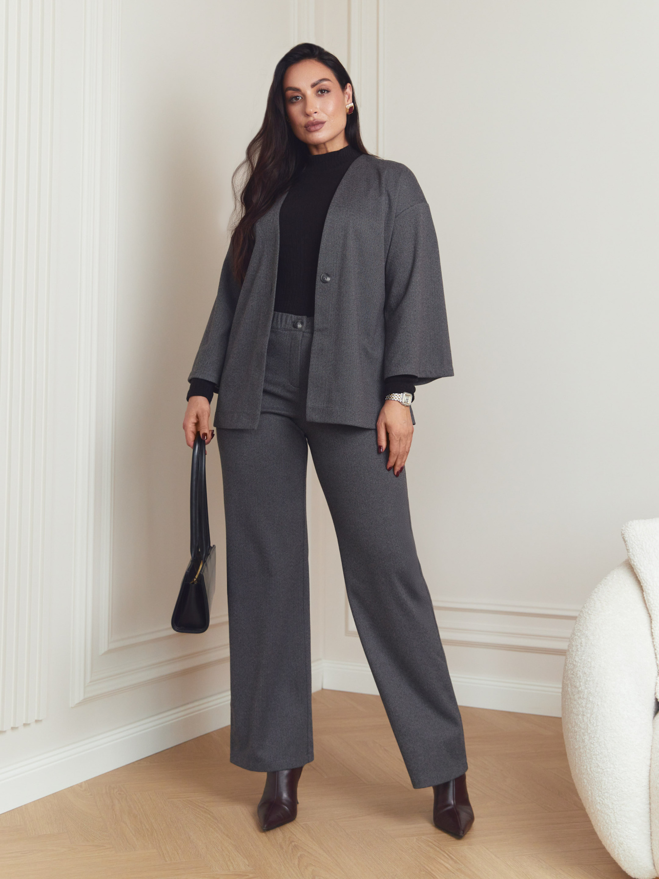 Классические штаны Seventeen модель 2345.6546 Фото