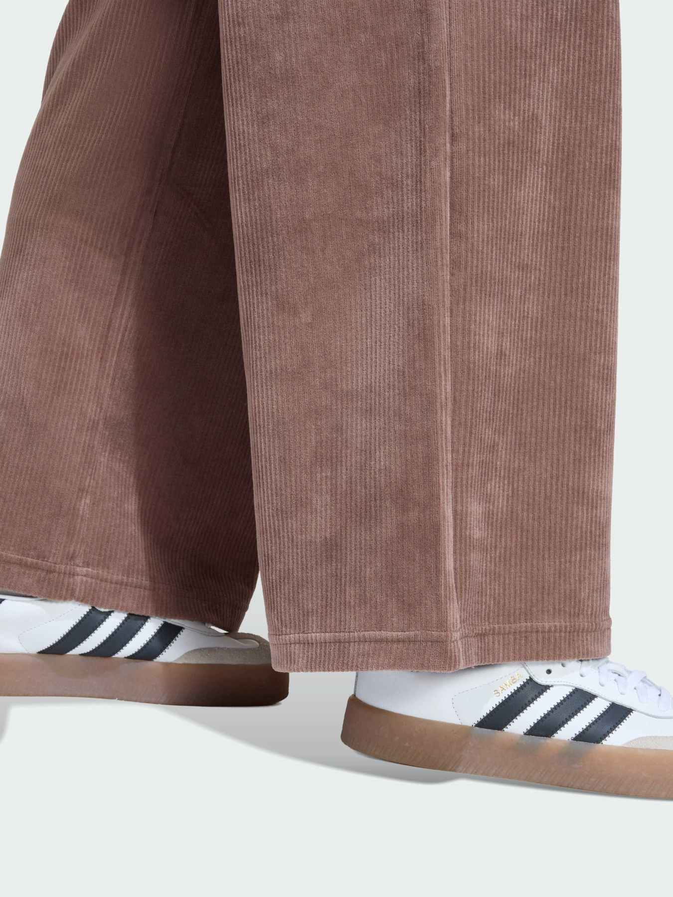 Спортивные брюки ESSENTIALS CHENILE TRACK модель KE1116 Фото