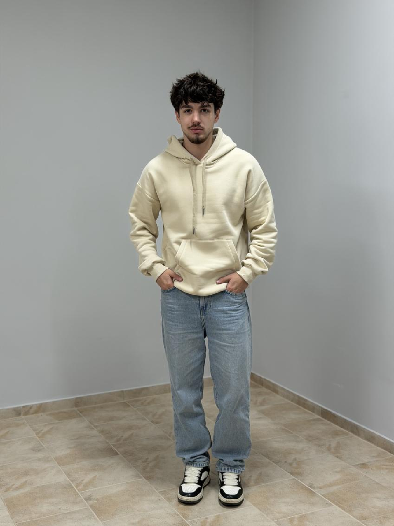 Худи с капюшоном мужской бежевый модель M0210.4-1049 Фото