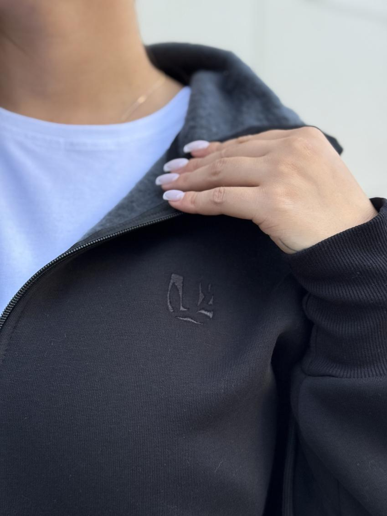 Кофта жіноча з капюшоном модель M165.4-973 Фото