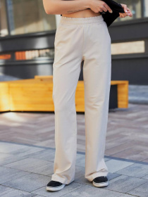 Брюки женские прямые тринитка бежевые модель M121.3-282 Фото