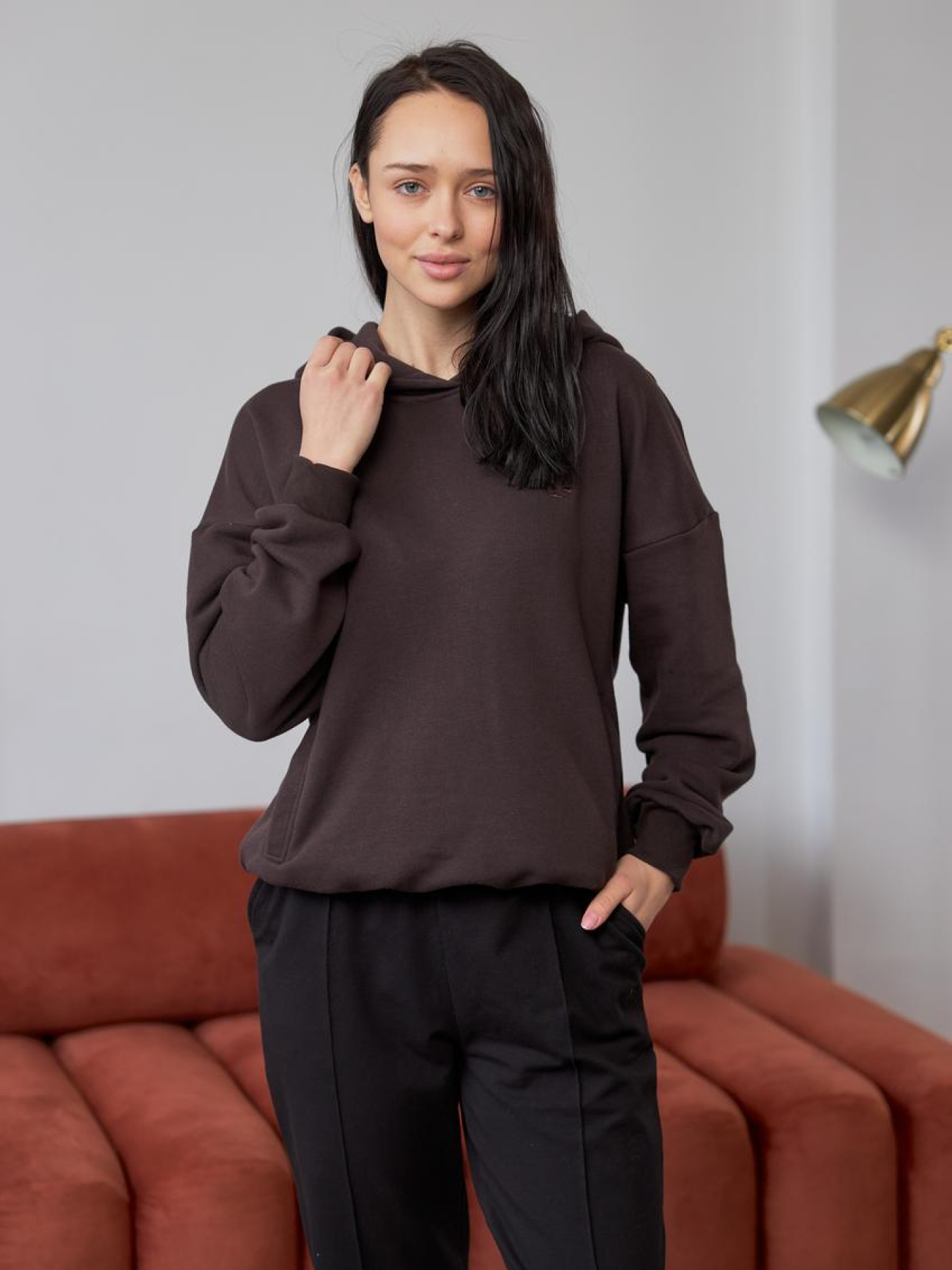 Худи женское коричневый модель M175.3-839 Фото