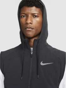 Утеплений жилет NIKE Therma-Fit Men Training-Gilet модель DD2132-010 Утеплений жилет NIKE Therma-Fit Men Training-Gilet модель DD2132-010 Фото