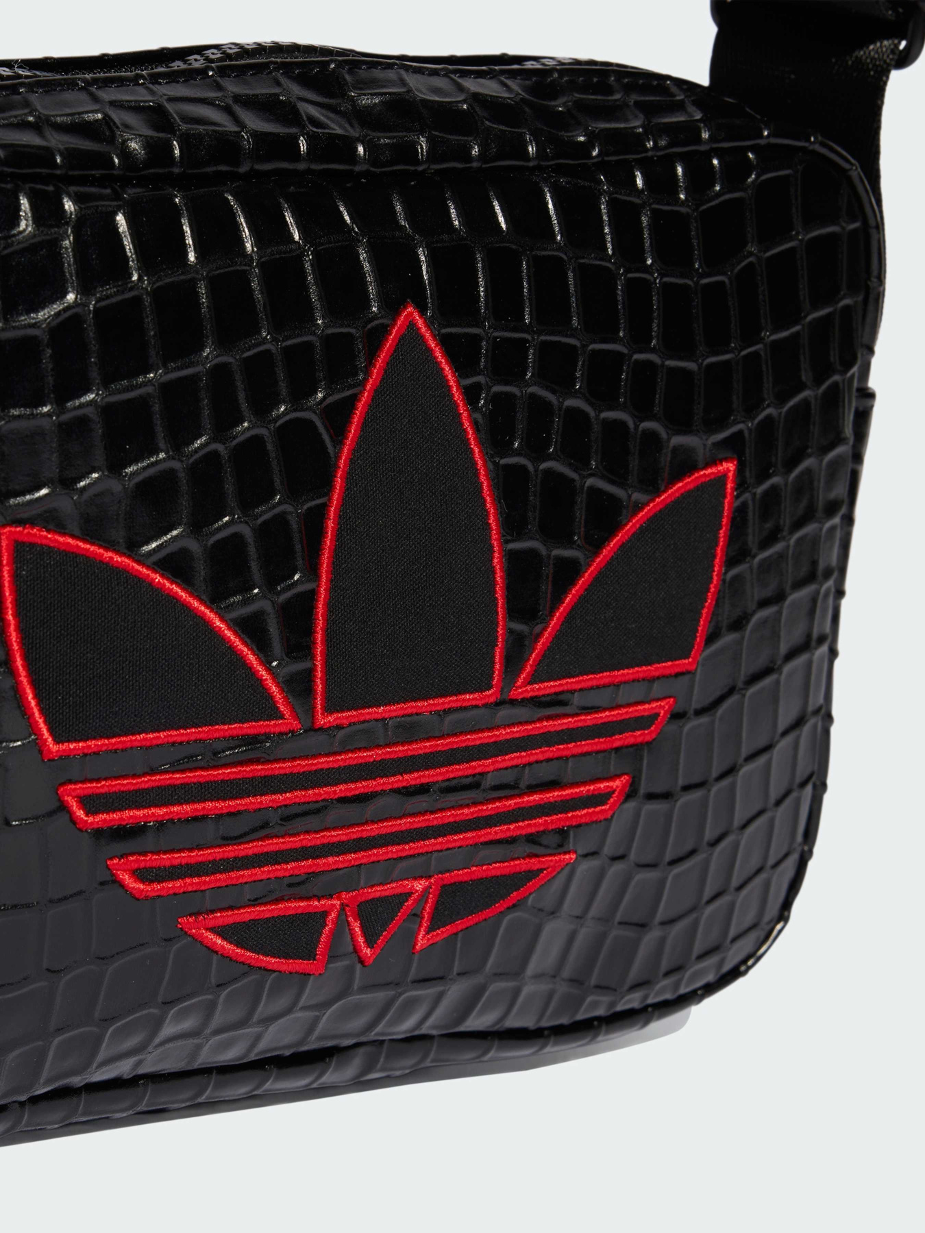 Мессенджер Adidas модель KE0685 Фото