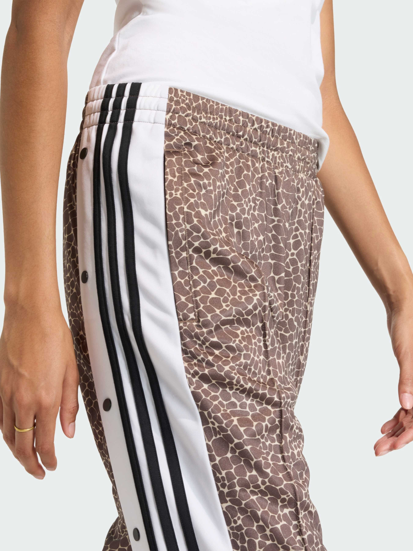 Повседневные штаны Adidas модель KD8820 Фото