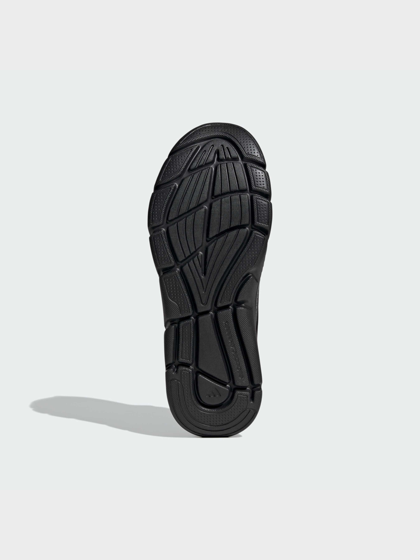 Слипоны Adidas модель HQ2569 Слипоны Adidas модель HQ2569 Фото