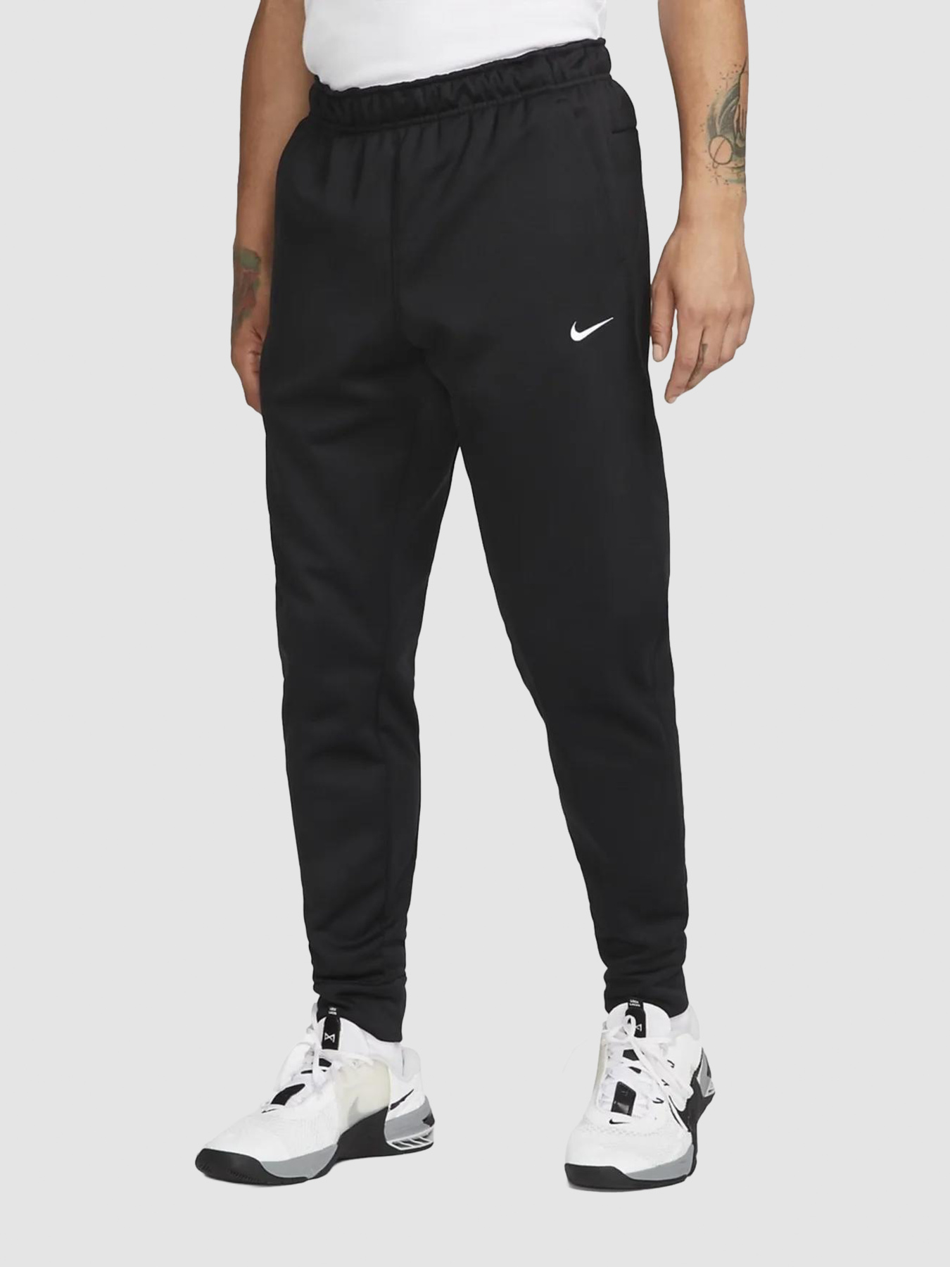 Джоггеры NIKE Therma-Fit Tapered Pant модель DQ5405-010 Фото