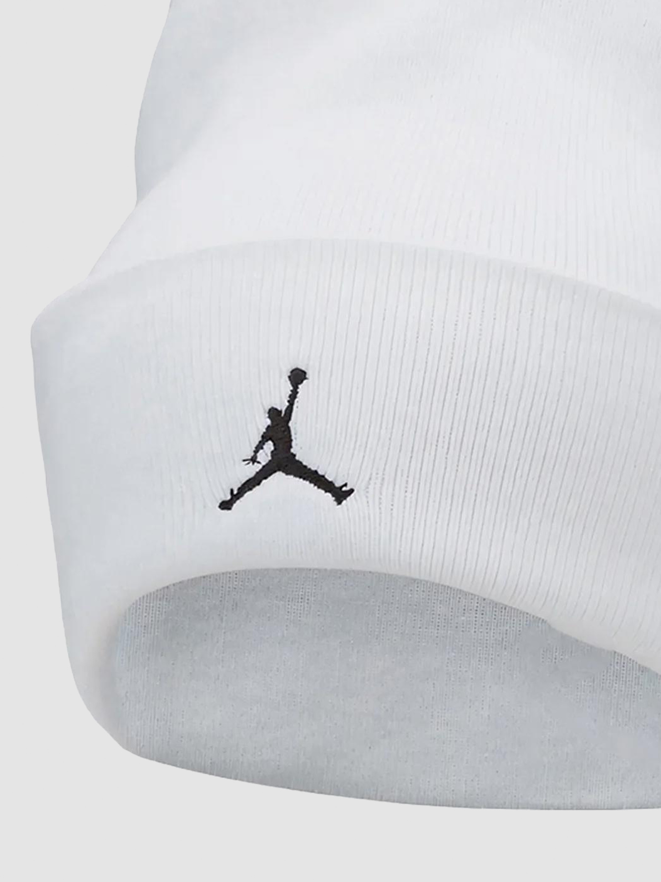 Шапка Jordan U Peak Beanie Ess модель FN4672-100 Фото