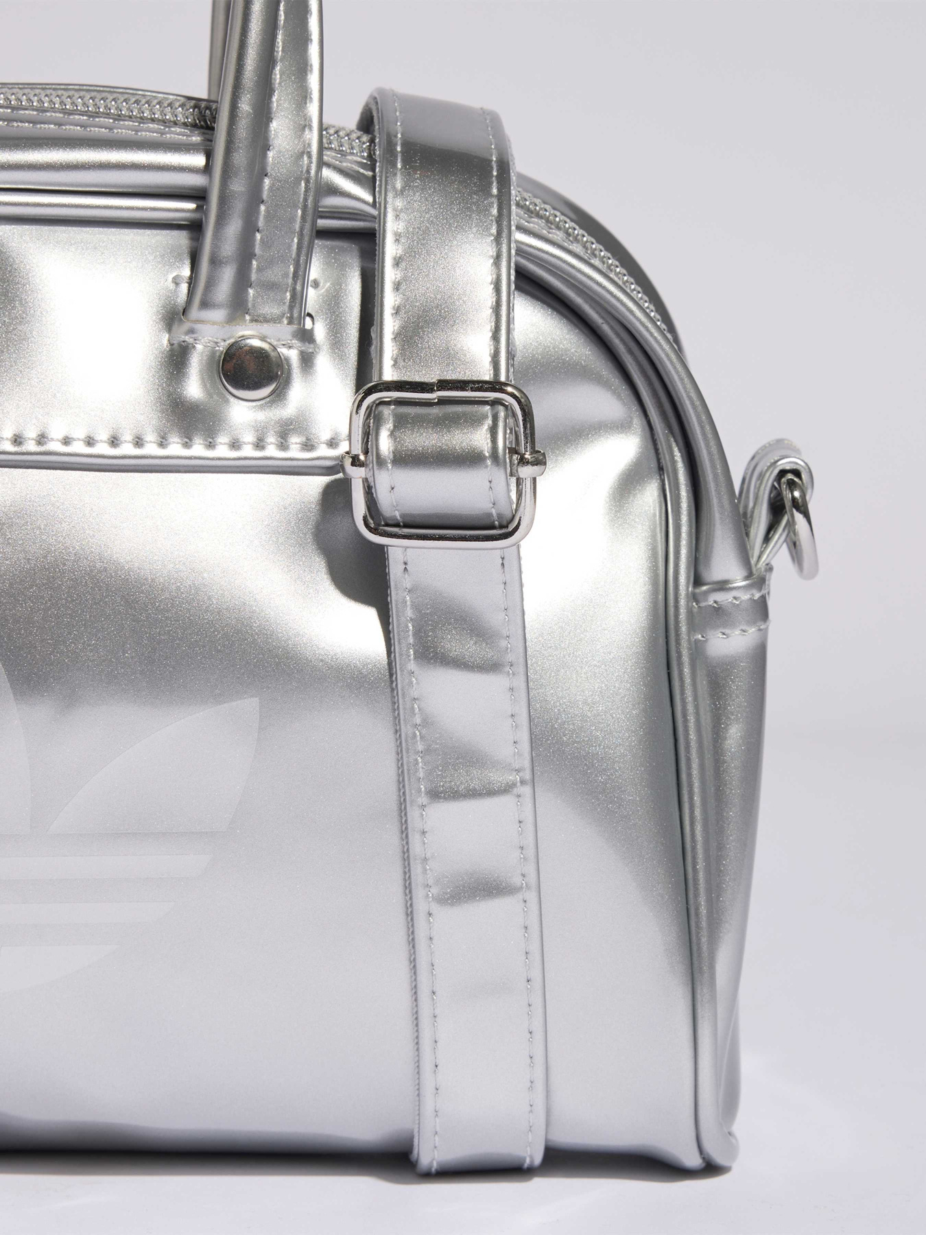 Сумка Adicolor Mini Bowling модель KD7839 Фото