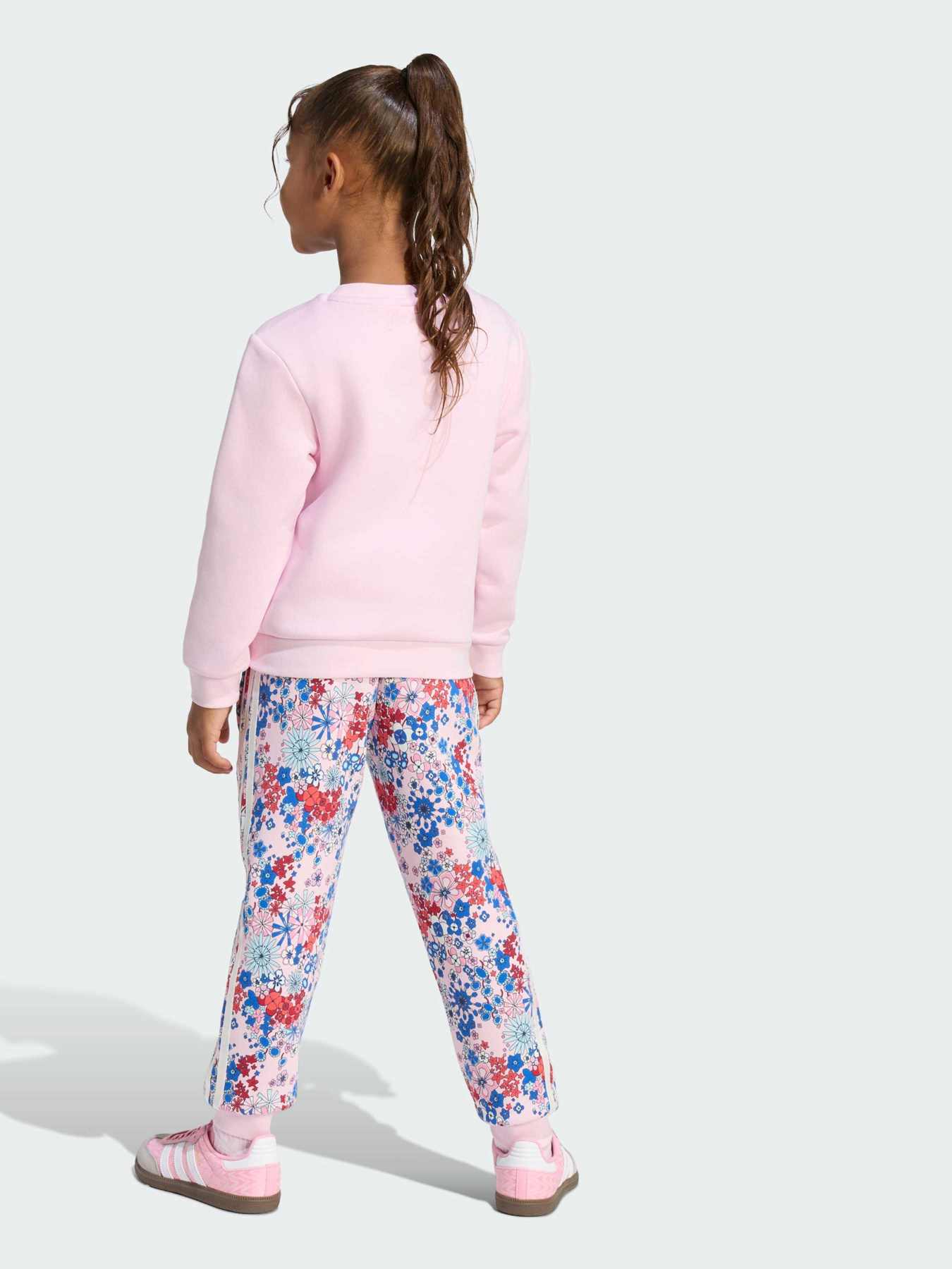 Комплект: свитшот и брюки adidas Originals x Liberty London CREW модель KD1750 Фото