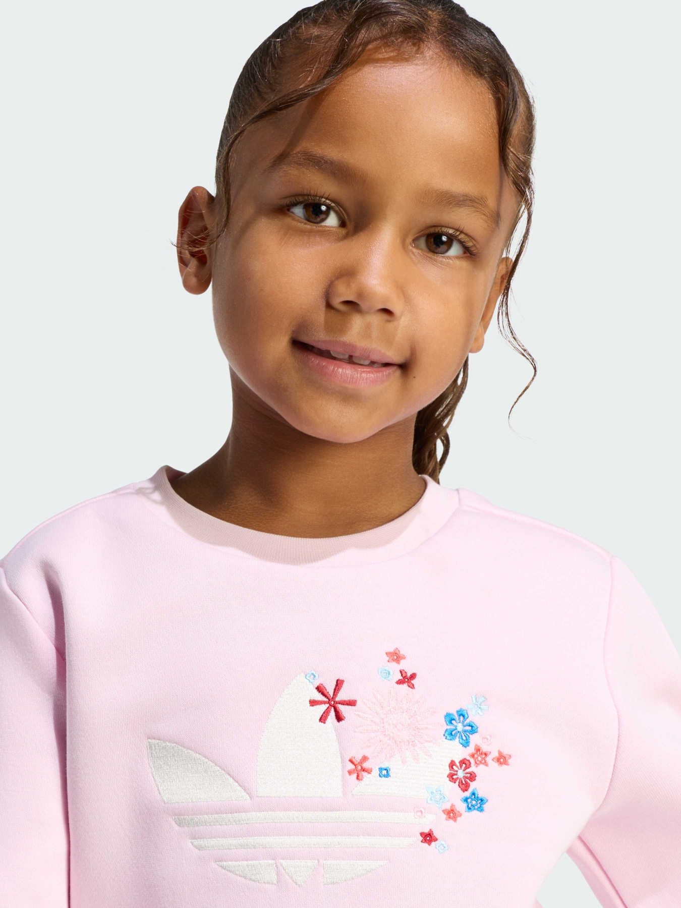 Комплект: свитшот и брюки adidas Originals x Liberty London CREW модель KD1750 Фото