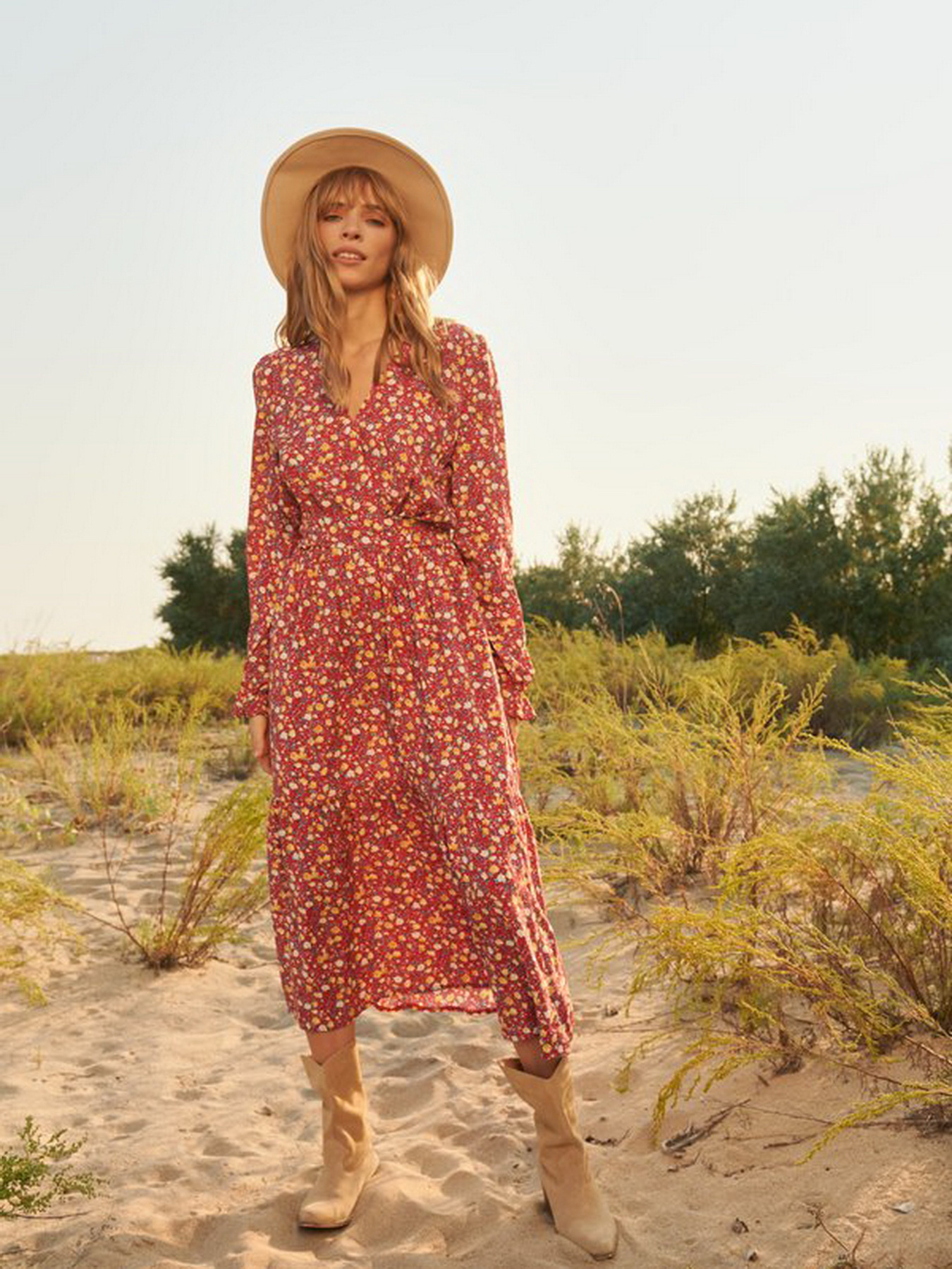 Платье миди Gepur модель 39879 Платье миди Gepur модель 39879 Фото