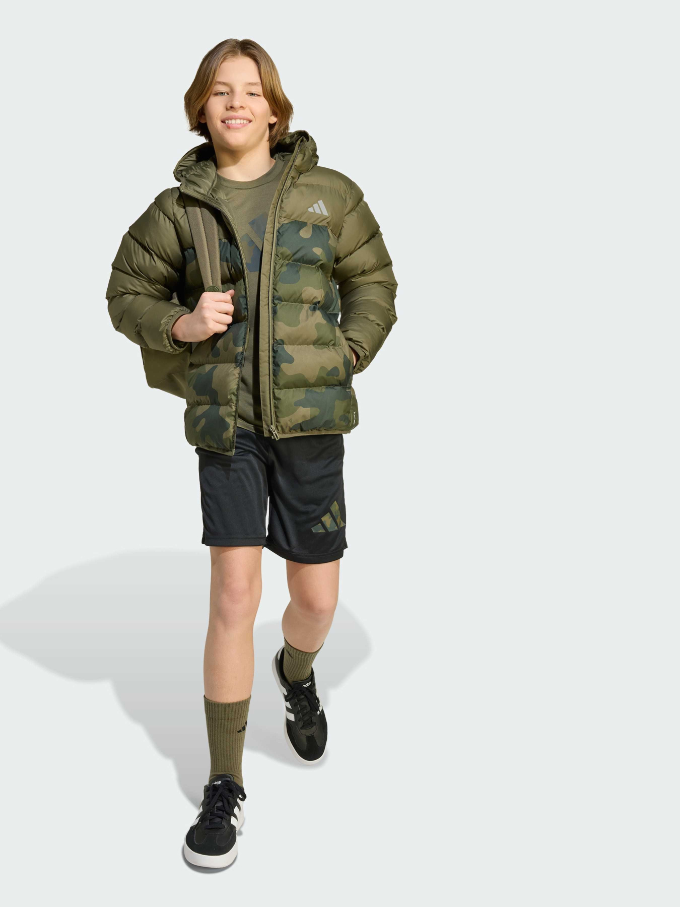 Демисезонная куртка Adidas модель JL7398 Фото