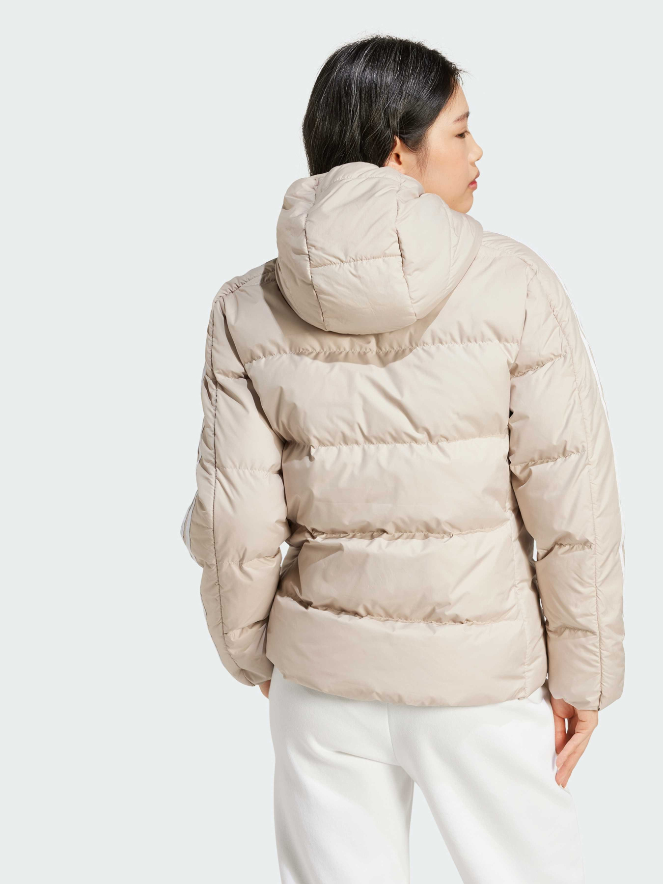 Пуховик Essentials 3-Stripes Mid Down Hooded модель IX8924 Фото