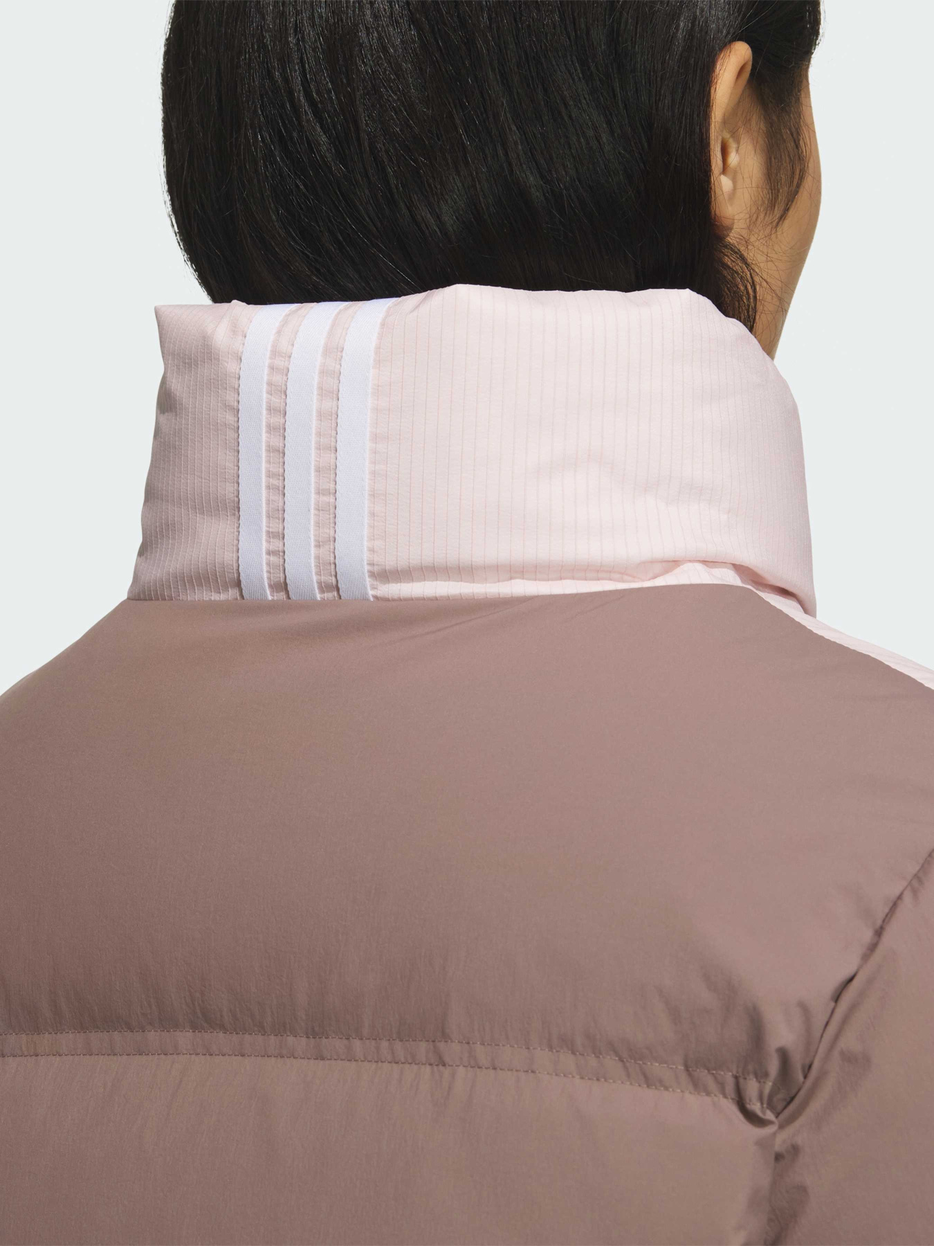 Демисезонная куртка Adidas модель KC2660 Демисезонная куртка Adidas модель KC2660 Фото