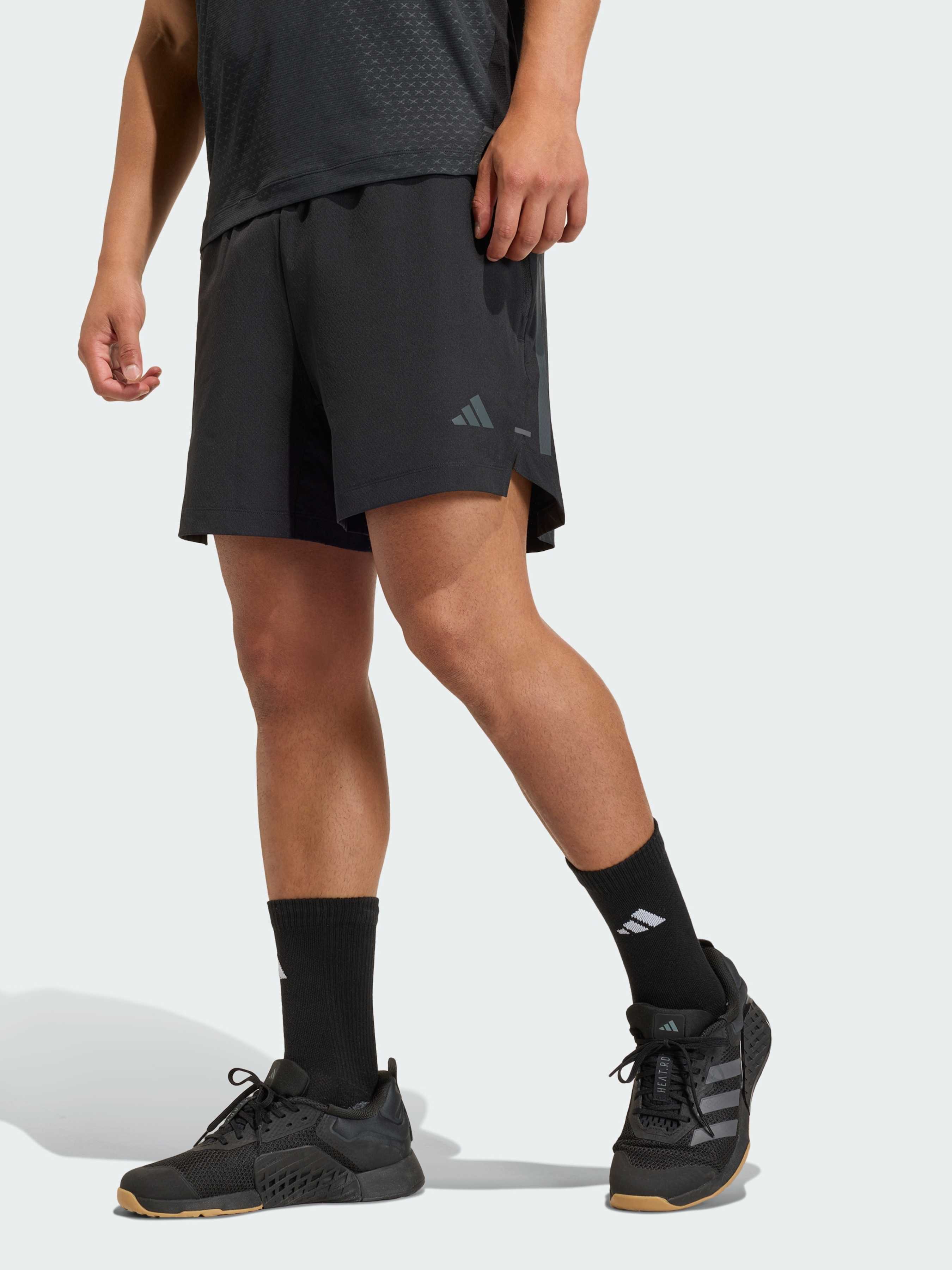 Чоловічі Спортивні шорти adidas  (KD0353) колір чорний, матеріал перероблений поліестер
