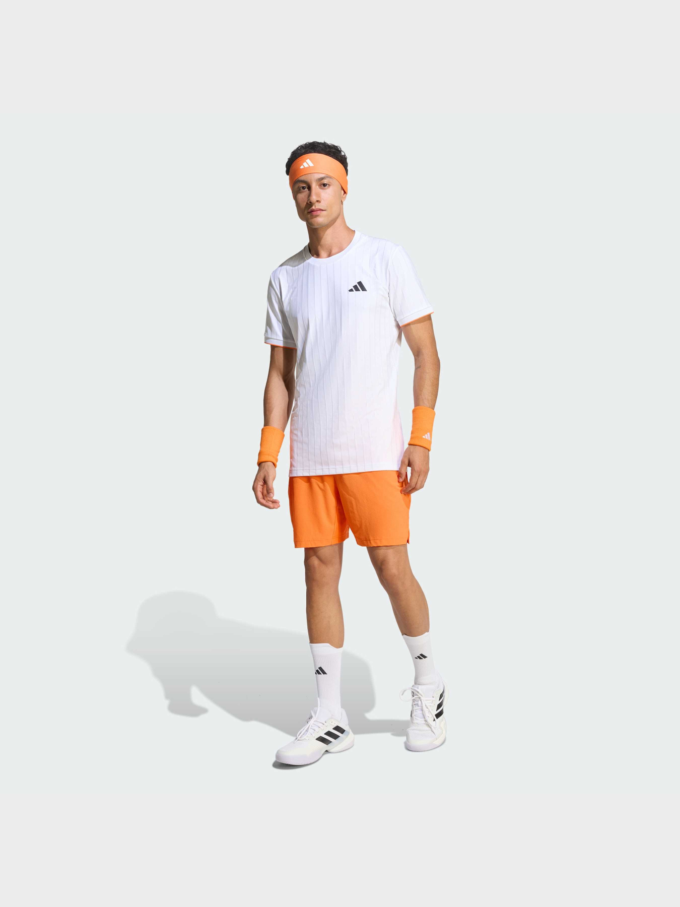 Спортивная футболка Adidas модель KG6054 Спортивная футболка Adidas модель KG6054 Фото