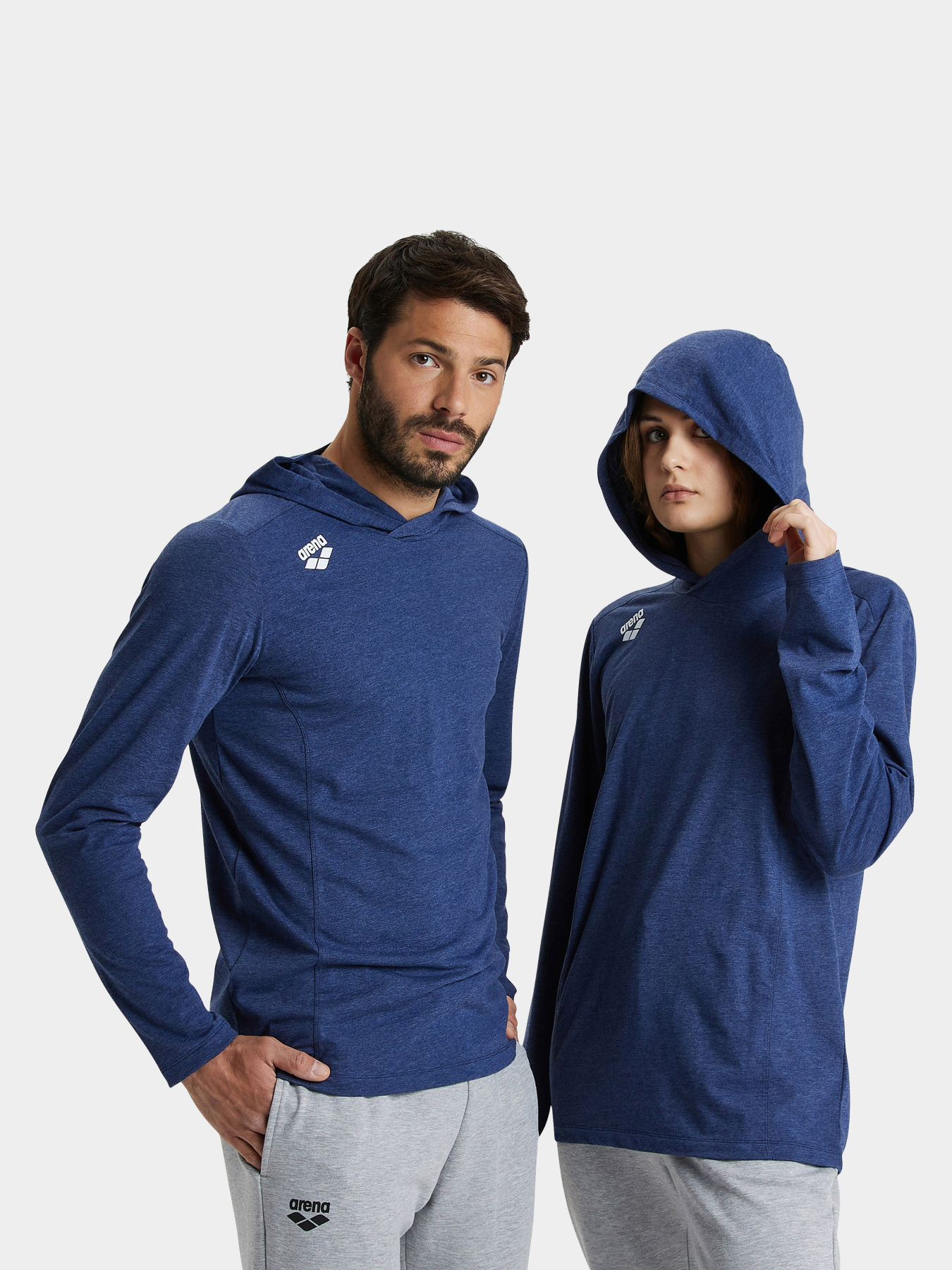 Лонгслив Arena TEAM HOODED LONG SLEEVE T-SHIR модель 004903-770 Фото