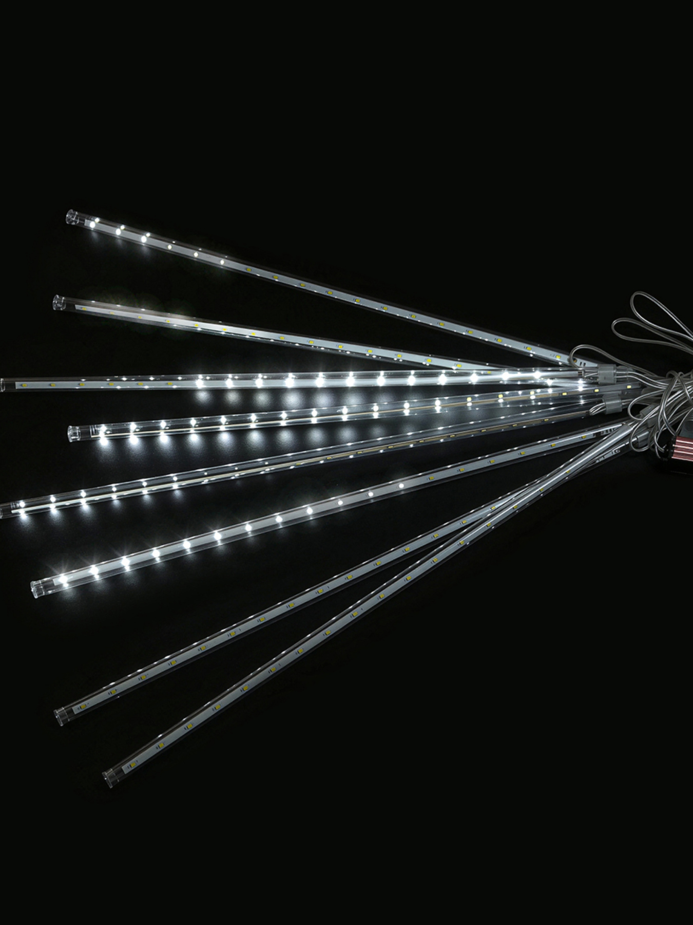 Світлодіодна гірлянда "Бурулька" MBM HOME модель DH-LAMP-09 WHITE Фото