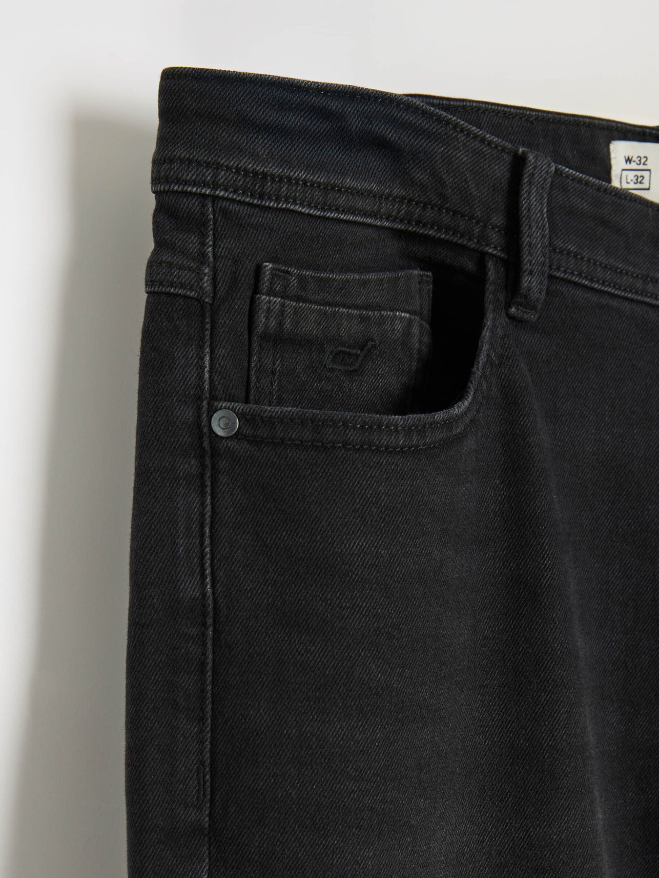 Прямые джинсы DIVERSE Newman 256 модель 10047628 Фото