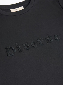 Футболка DIVERSE Ladrix модель 10048322 Фото