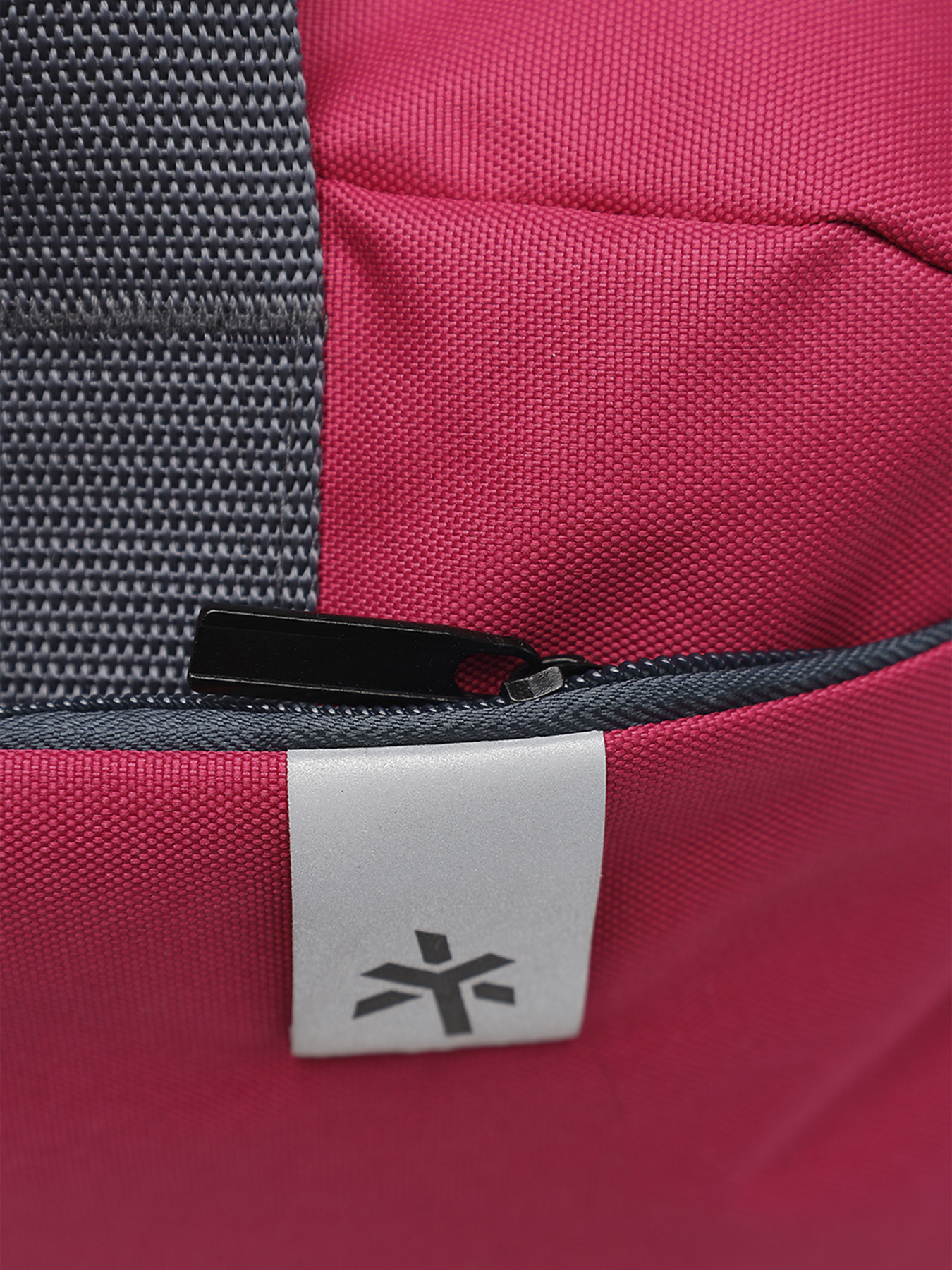 Дорожня сумка YUKI модель ЦБ-00277530 Фото