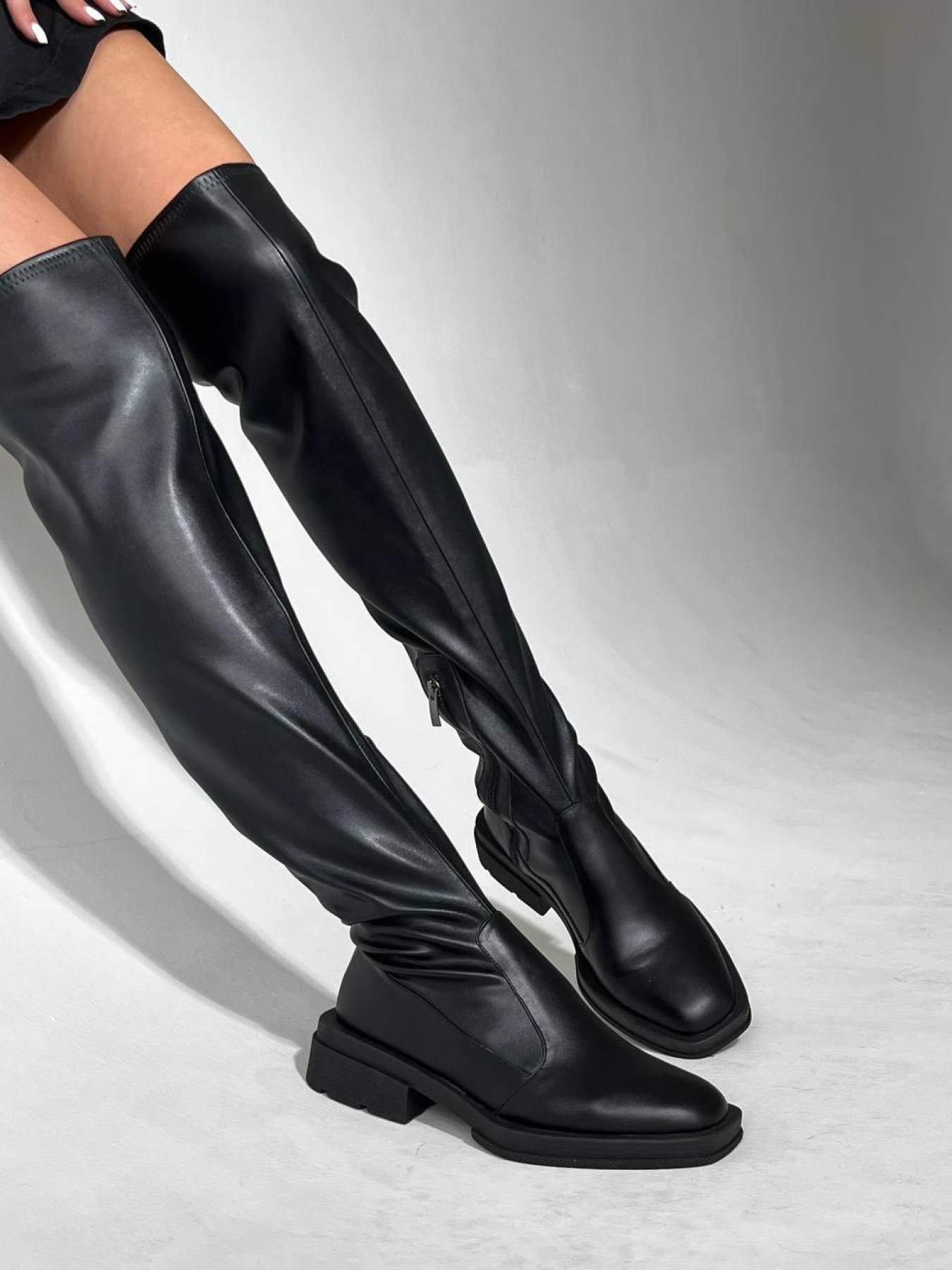 Шкіряні ботфорти з овчиною Чорний (900/Кароліна2) модель P_213316-S37_213316 Фото