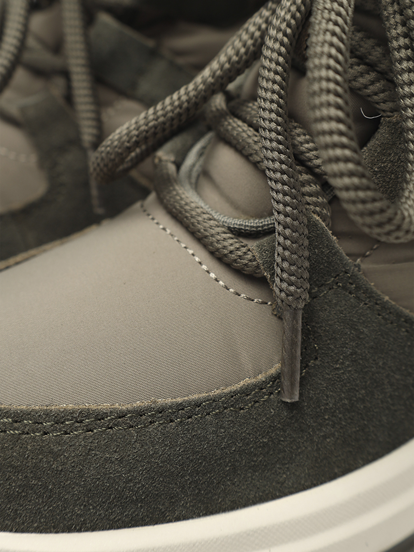 Дутики женские  цвет хаки ЦБ-00275427 модель ЦБ-00275427 Фото