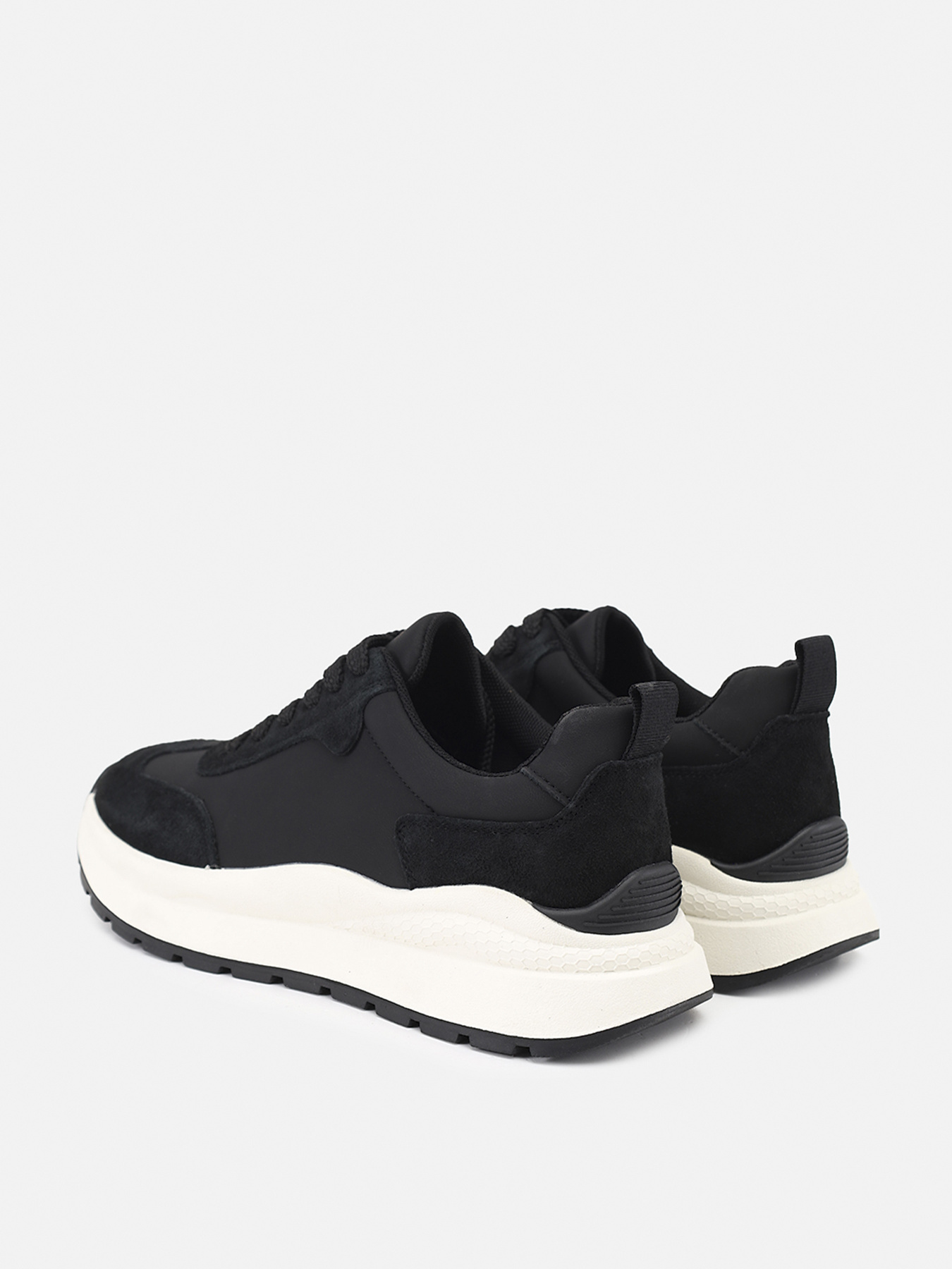 Кросівки жіночі  колір чорний ЦБ-00275429 модель ЦБ-00275429 Фото