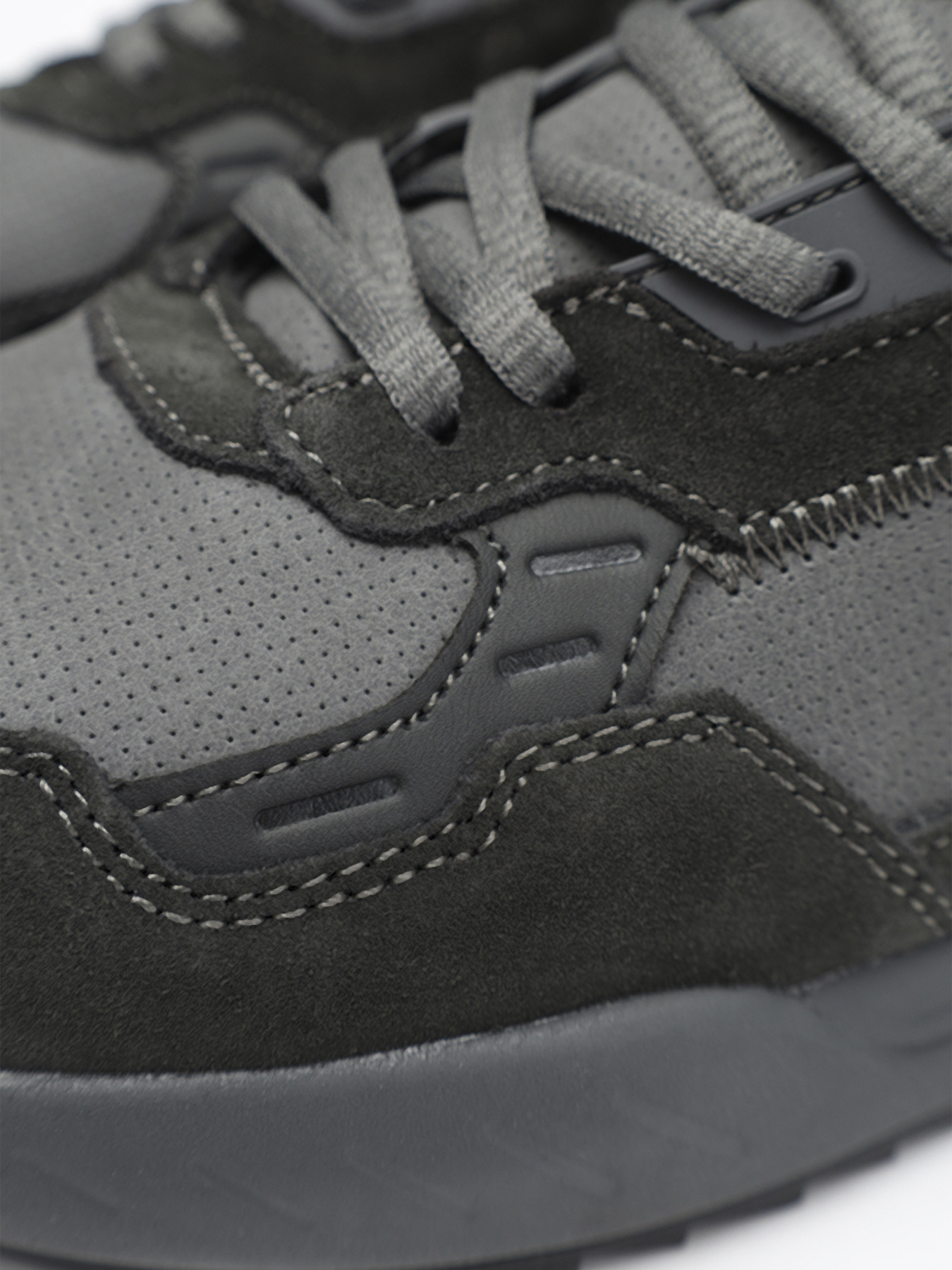 Ботинки мужские  цвет серый ЦБ-00275515 модель ЦБ-00275515 Фото