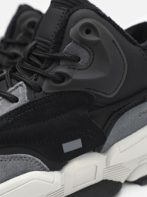 Кроссовки мужские  цвет черный ЦБ-00275519 модель ЦБ-00275519 Фото