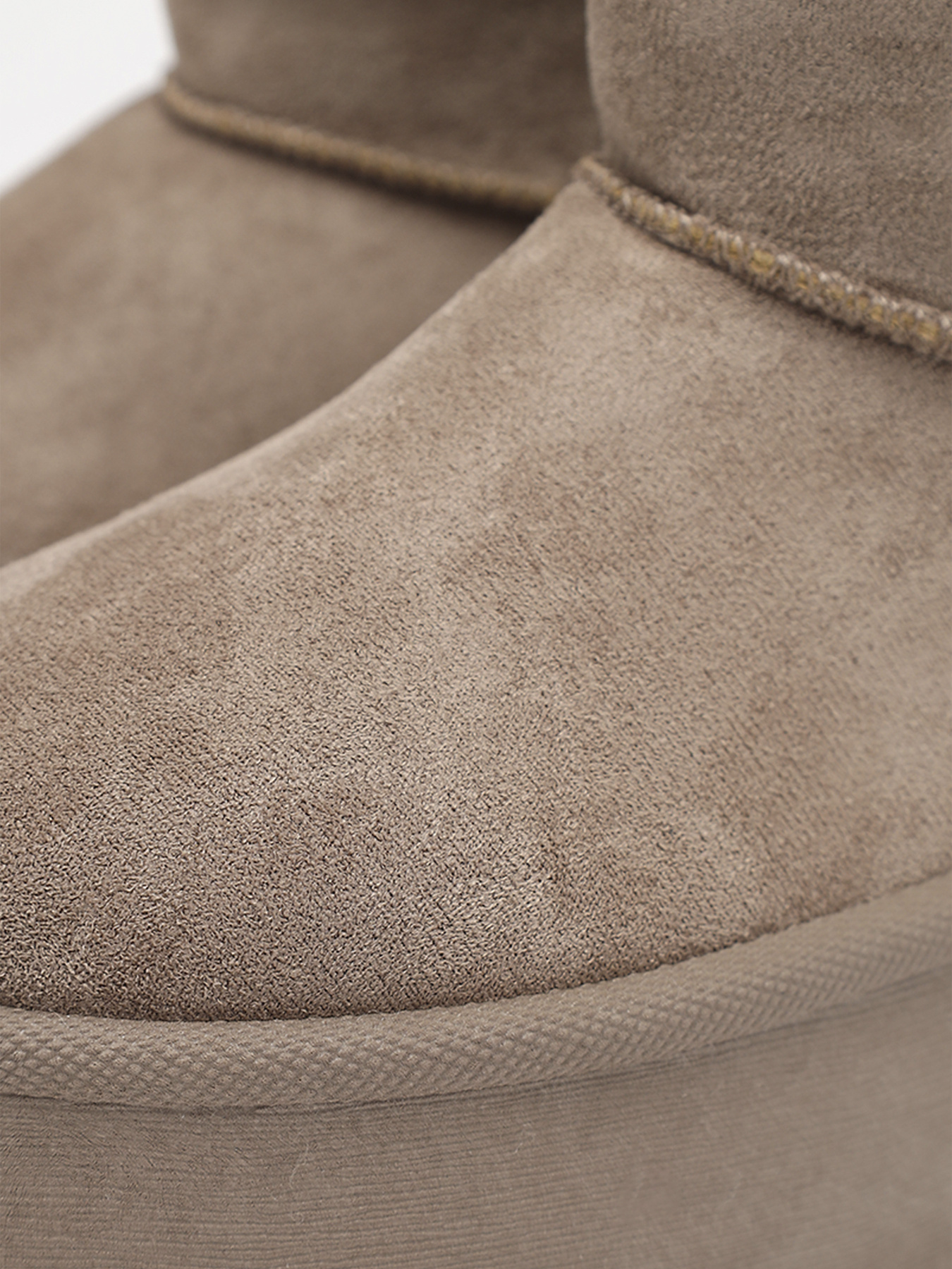 Уггі жіночі  колір бежевий ЦБ-00279554 модель ЦБ-00279554 Фото