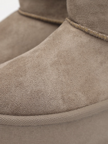 Уггі жіночі  колір бежевий ЦБ-00279554 модель ЦБ-00279554 Фото