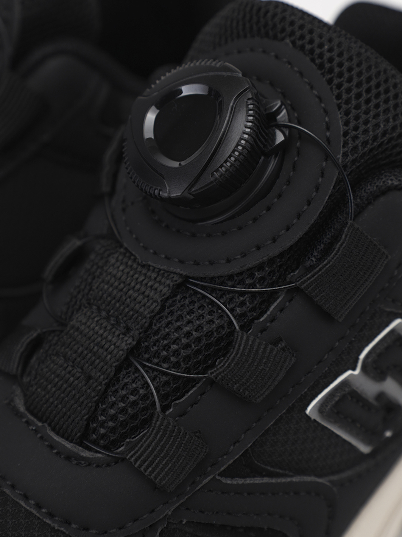 Кросівки для хлопчика  колір чорний ЦБ-00285241 модель ЦБ-00285241 Фото