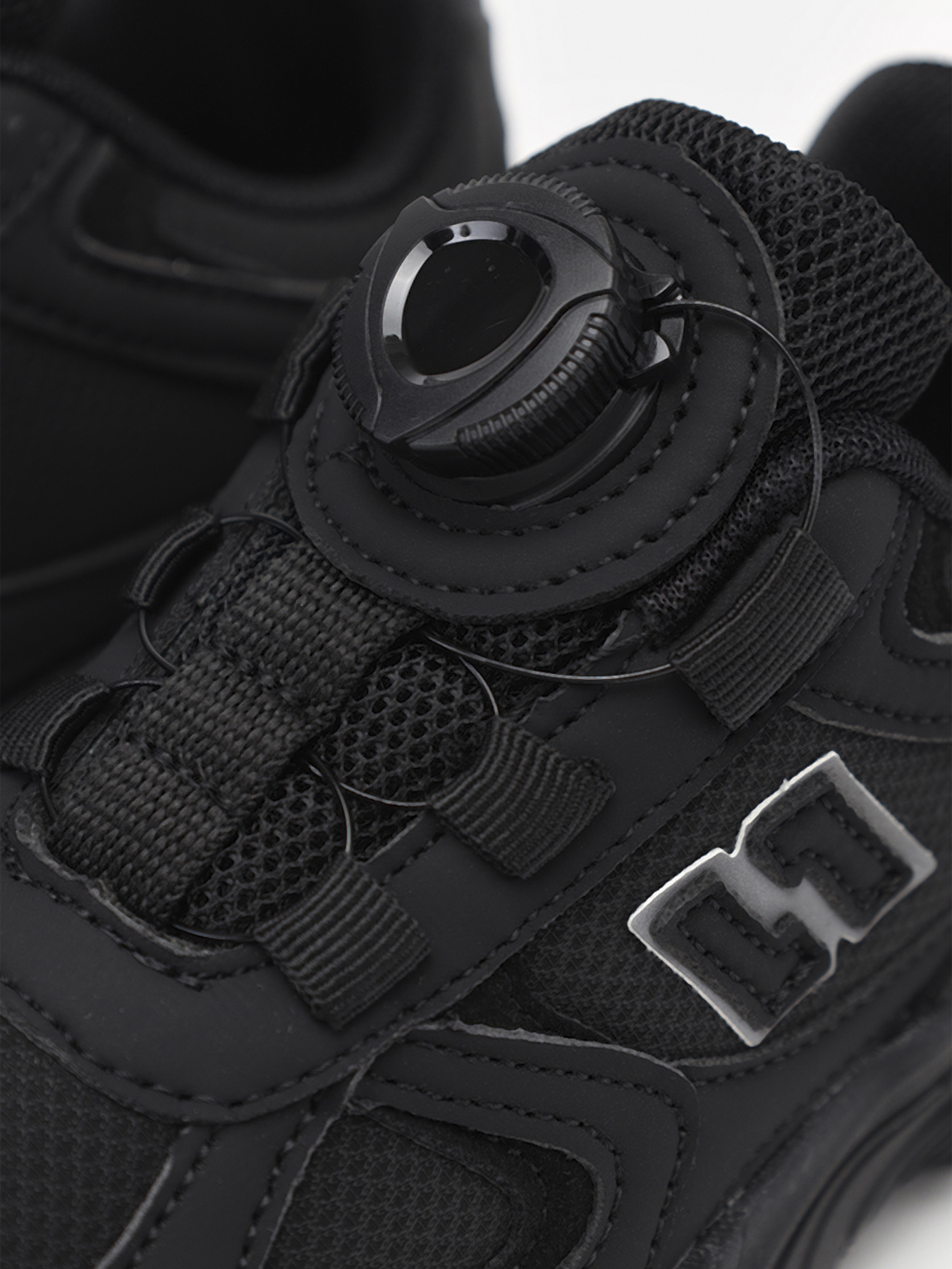 Кросівки для хлопчика  колір чорний ЦБ-00285242 модель ЦБ-00285242 Фото