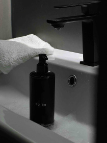 Увлажняющее жидкое мыло с эвгенолом To be модель hwe300_tobe Фото