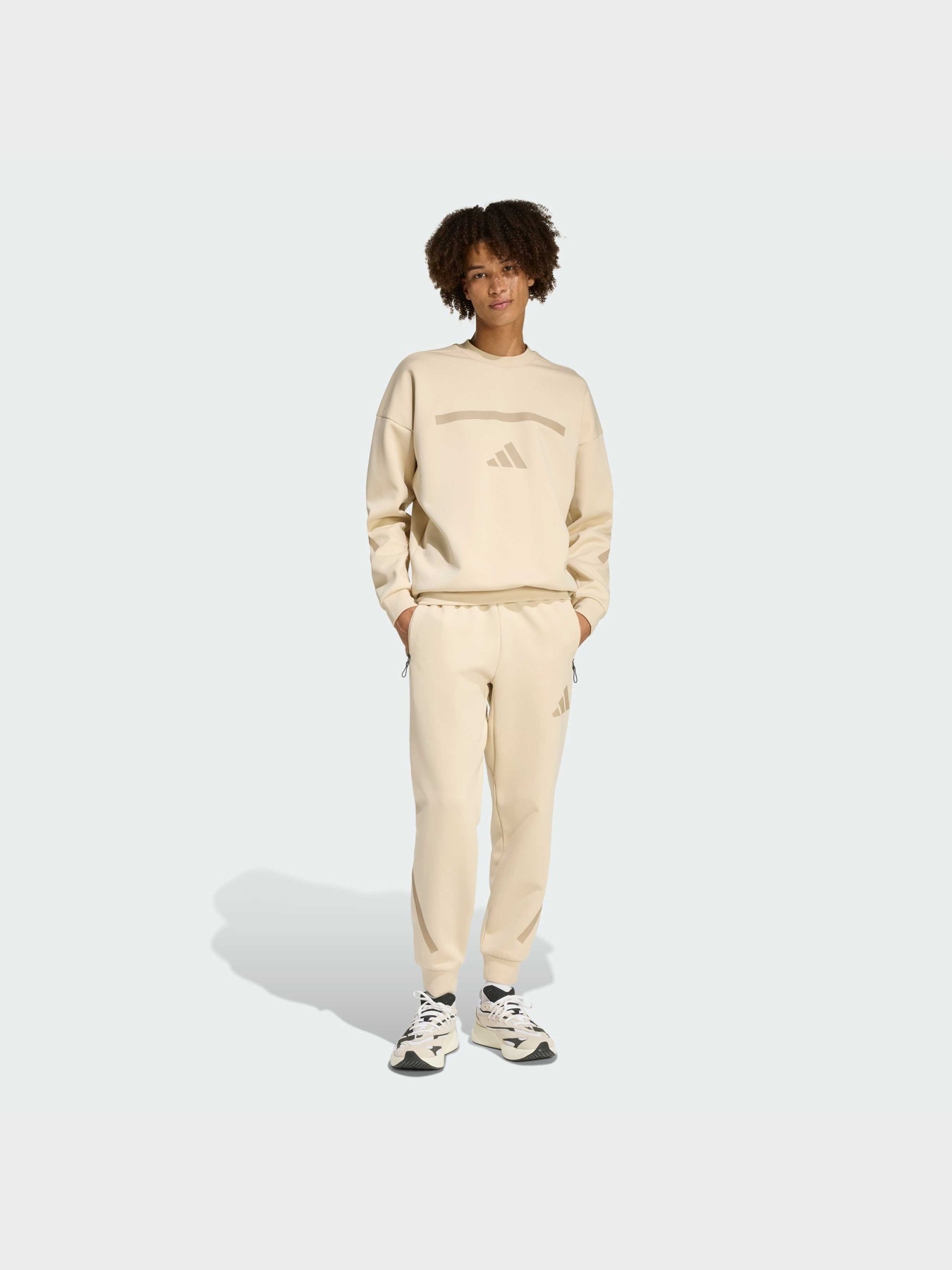 Спортивные брюки New adidas Z.N.E. модель KE4684 Фото