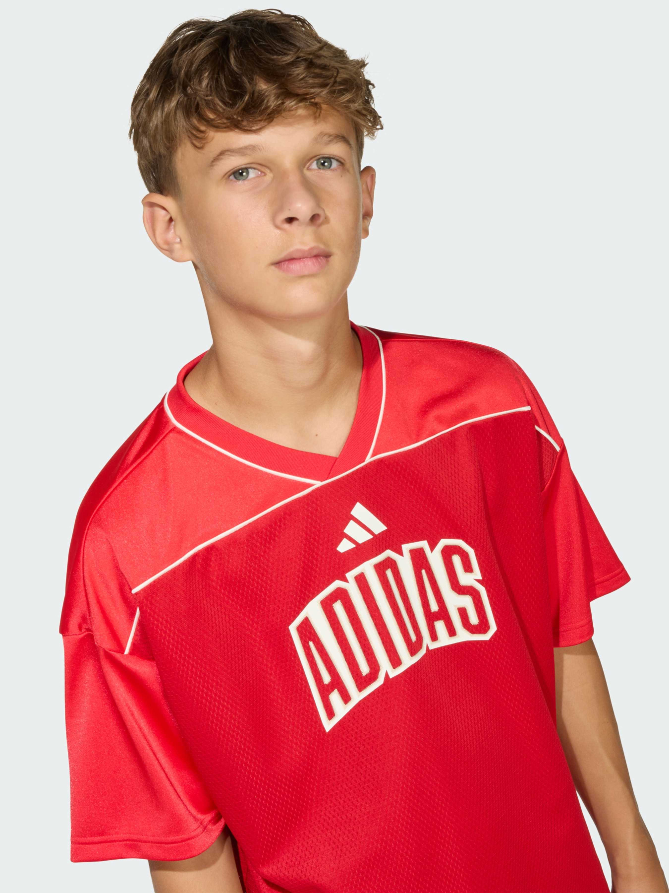 Футболка Adidas модель KD3426 Футболка Adidas модель KD3426 Фото