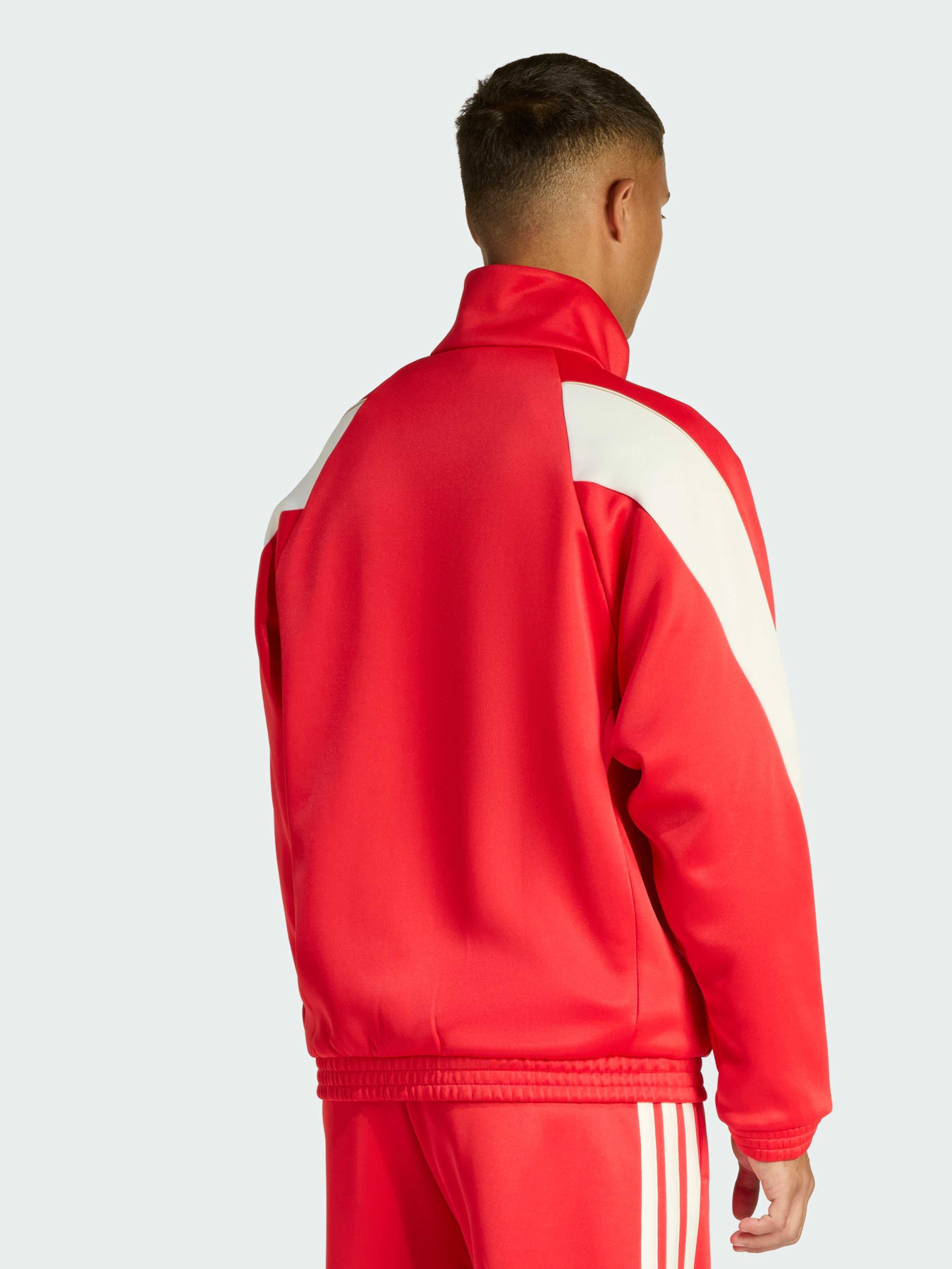 Кофта Adidas модель KE9574 Фото