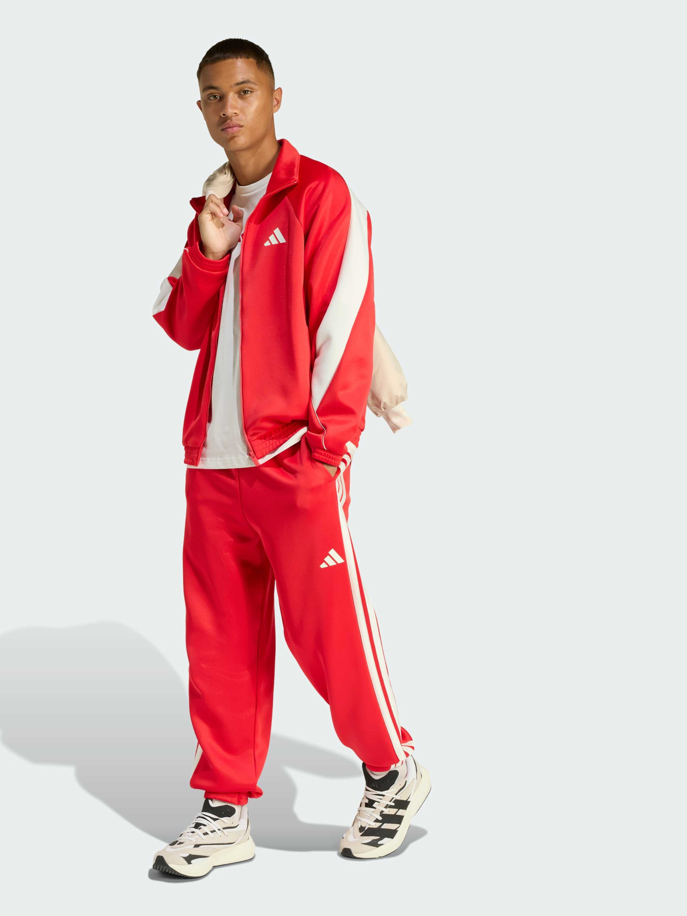 Кофта Adidas модель KE9574 Фото