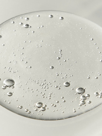 Зволожуючий гель для душу з екстрактом фіалки та тростинним цукром модель sgv_tobe Фото