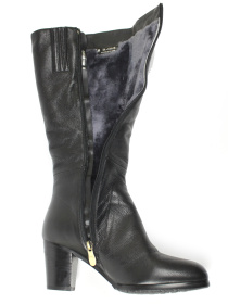 Зимові жіночі шкіряні чоботи модель CR495305-136AM-black Зимові жіночі шкіряні чоботи модель CR495305-136AM-black Фото