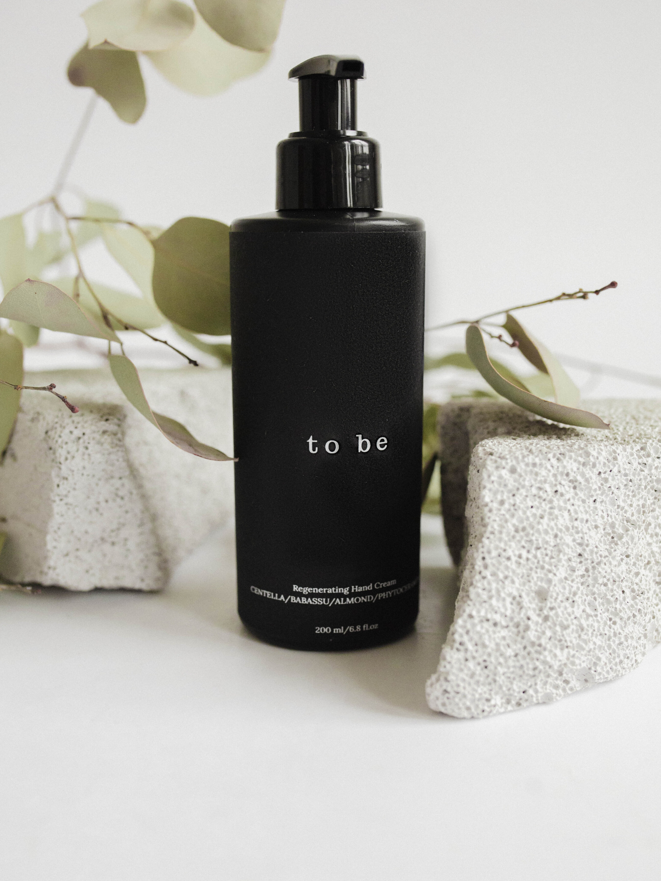 Регенерирующий крем для рук с фитоцерамидами и центеллой азиатской To be модель rhc200_tobe Фото