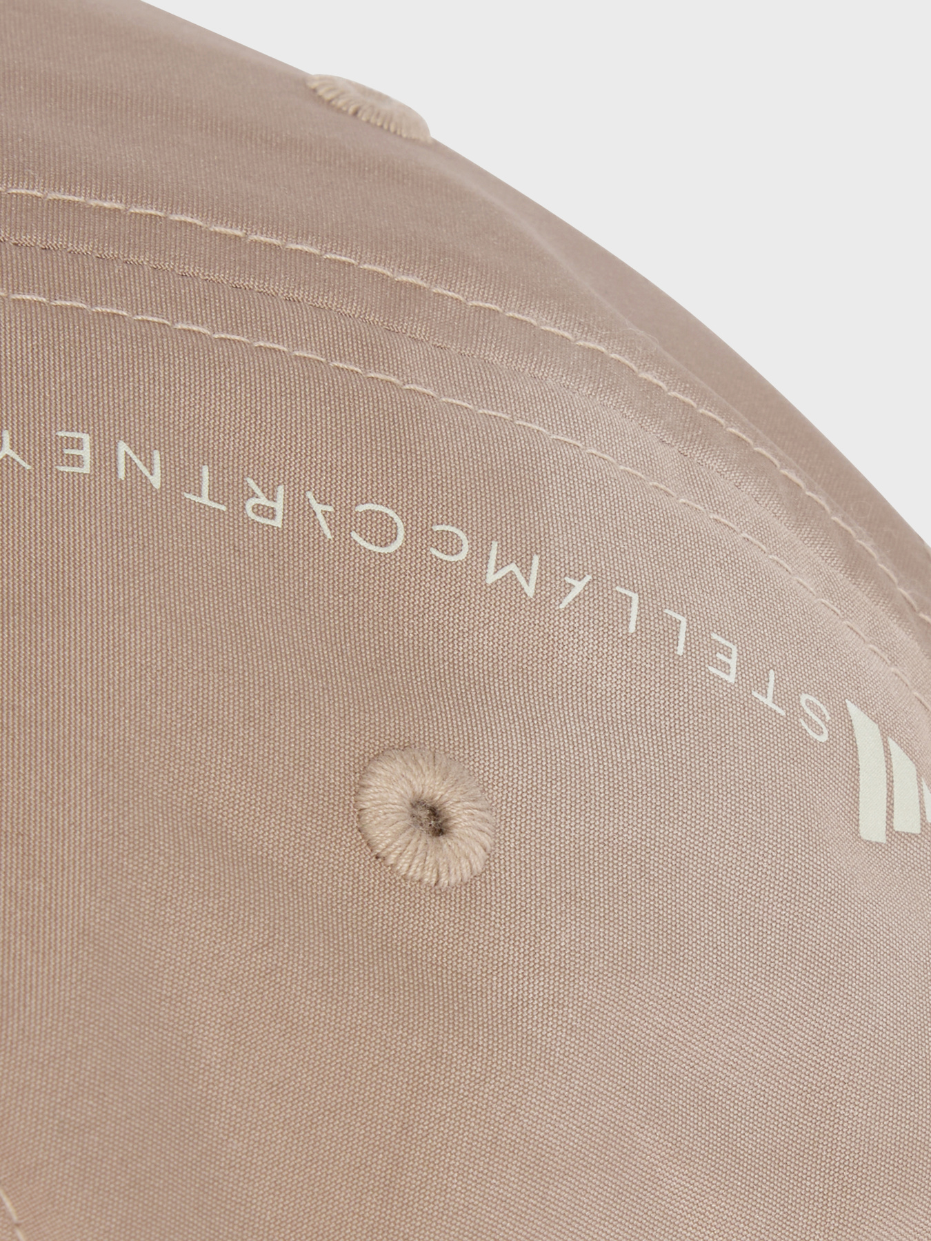 Кепка adidas by Stella McCartney модель KC4222 Кепка adidas by Stella McCartney модель KC4222 Фото