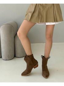 Короткие замшевые казаки на байке дерево (597/10140) модель P_167619-S36_167916 Короткие замшевые казаки на байке дерево (597/10140) модель P_167619-S36_167916 Фото