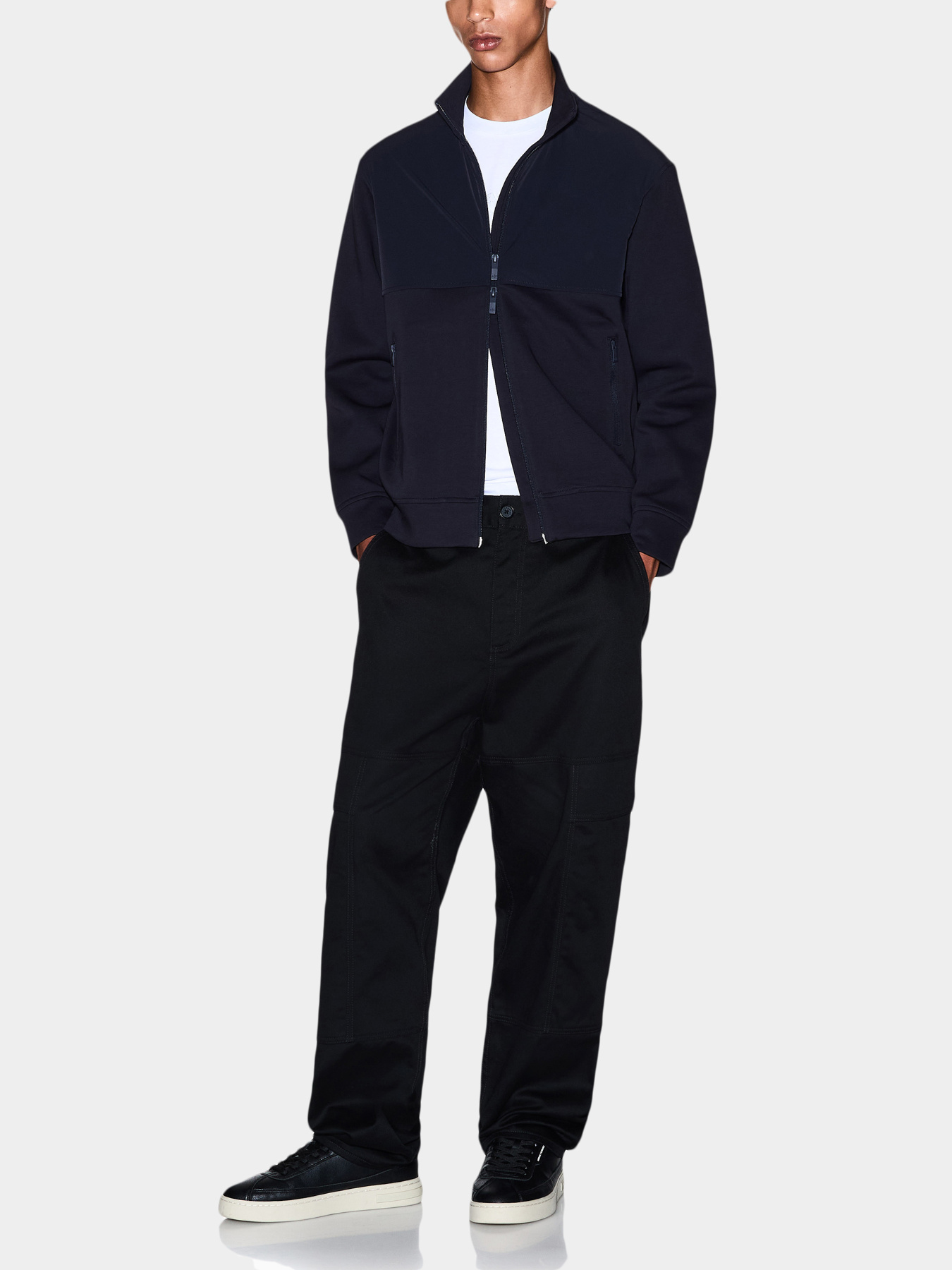 Худи и свитшоты Armani Exchange модель XM001564-AF10818-UB101 Фото