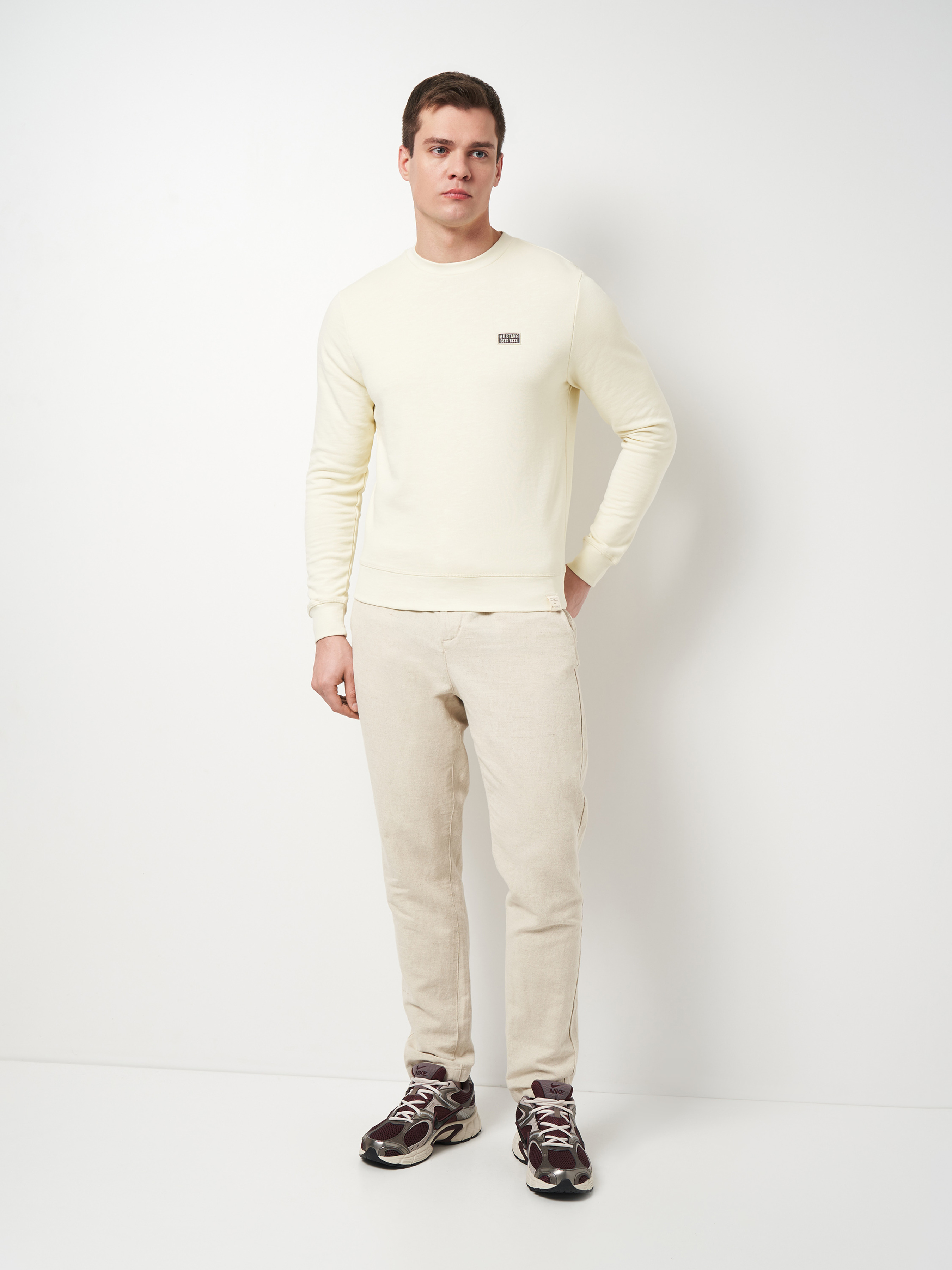 Бавовняний Чоловічий Світшот Mustang Jeans Ben Crewneck (1014511) колір молочний
